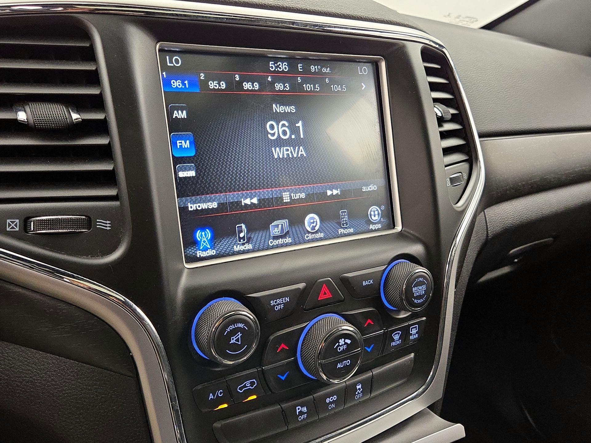 Thumbnail: 2015 Jeep Grand Cherokee - 15