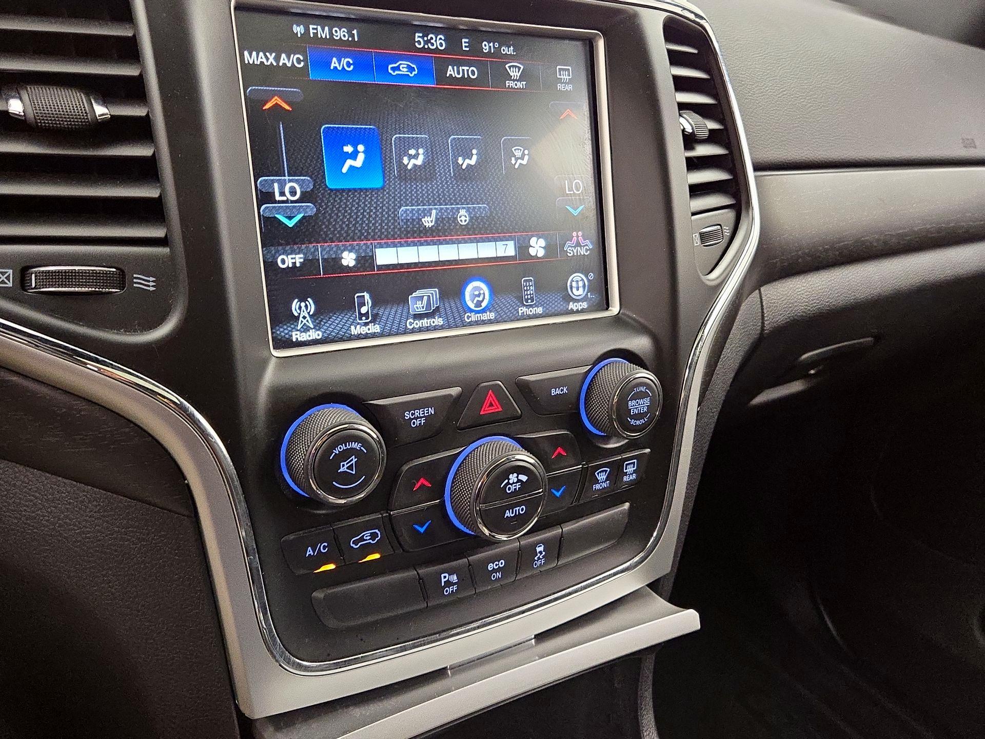 Thumbnail: 2015 Jeep Grand Cherokee - 16