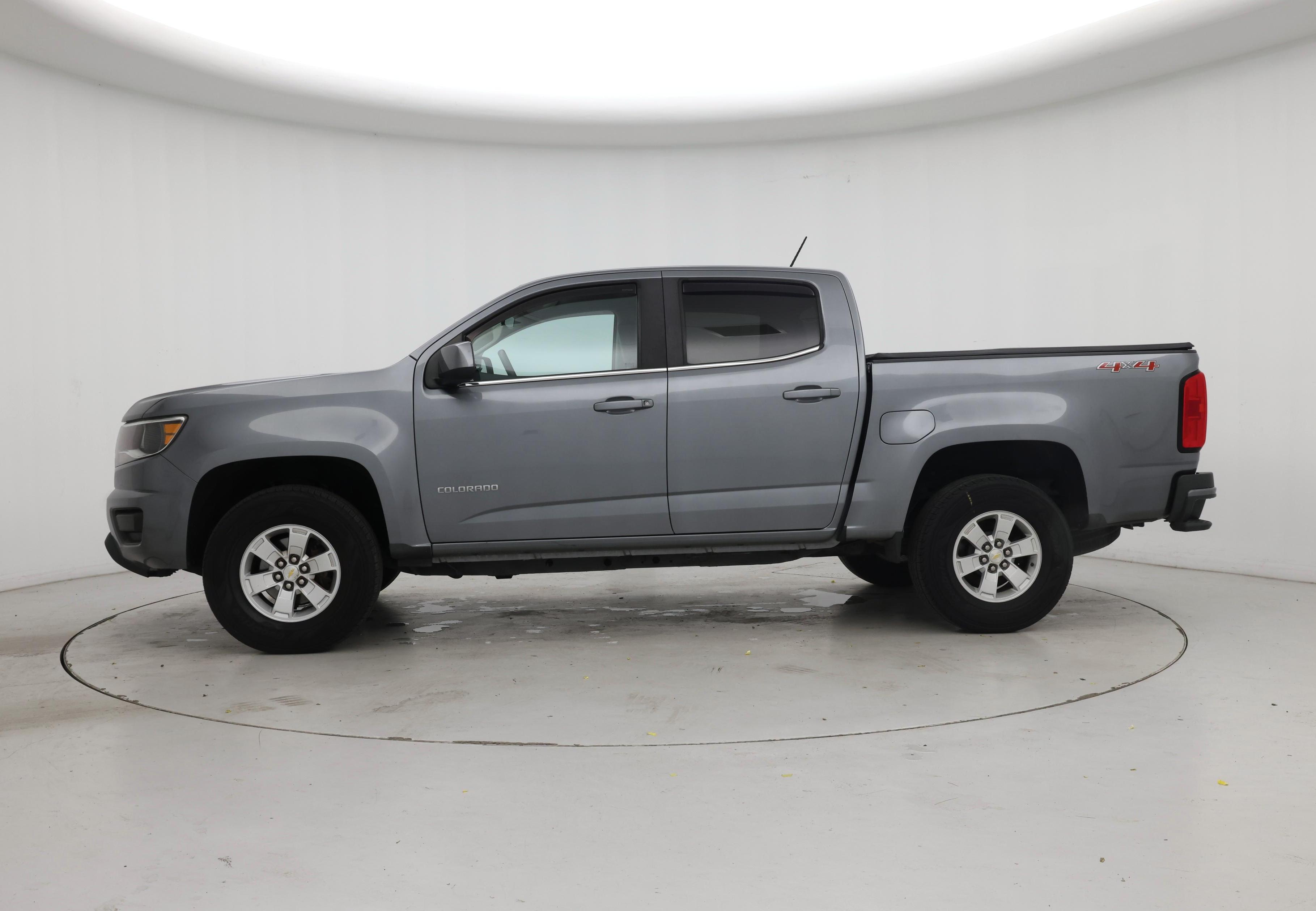 Thumbnail: 2019 Chevrolet Colorado - 3