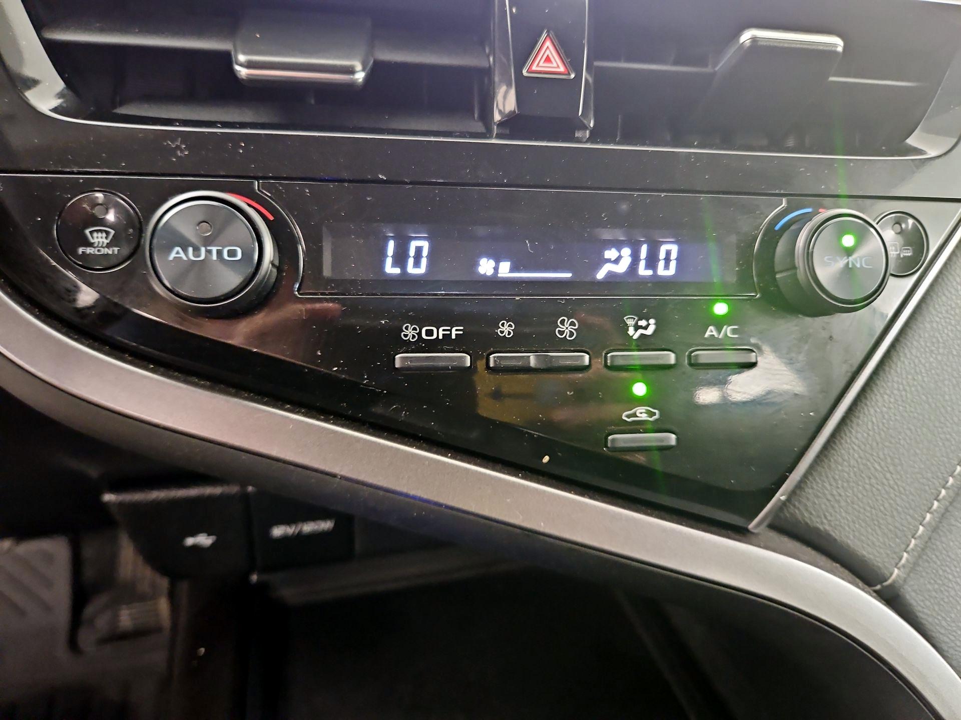 Thumbnail: 2024 Toyota Camry - 16