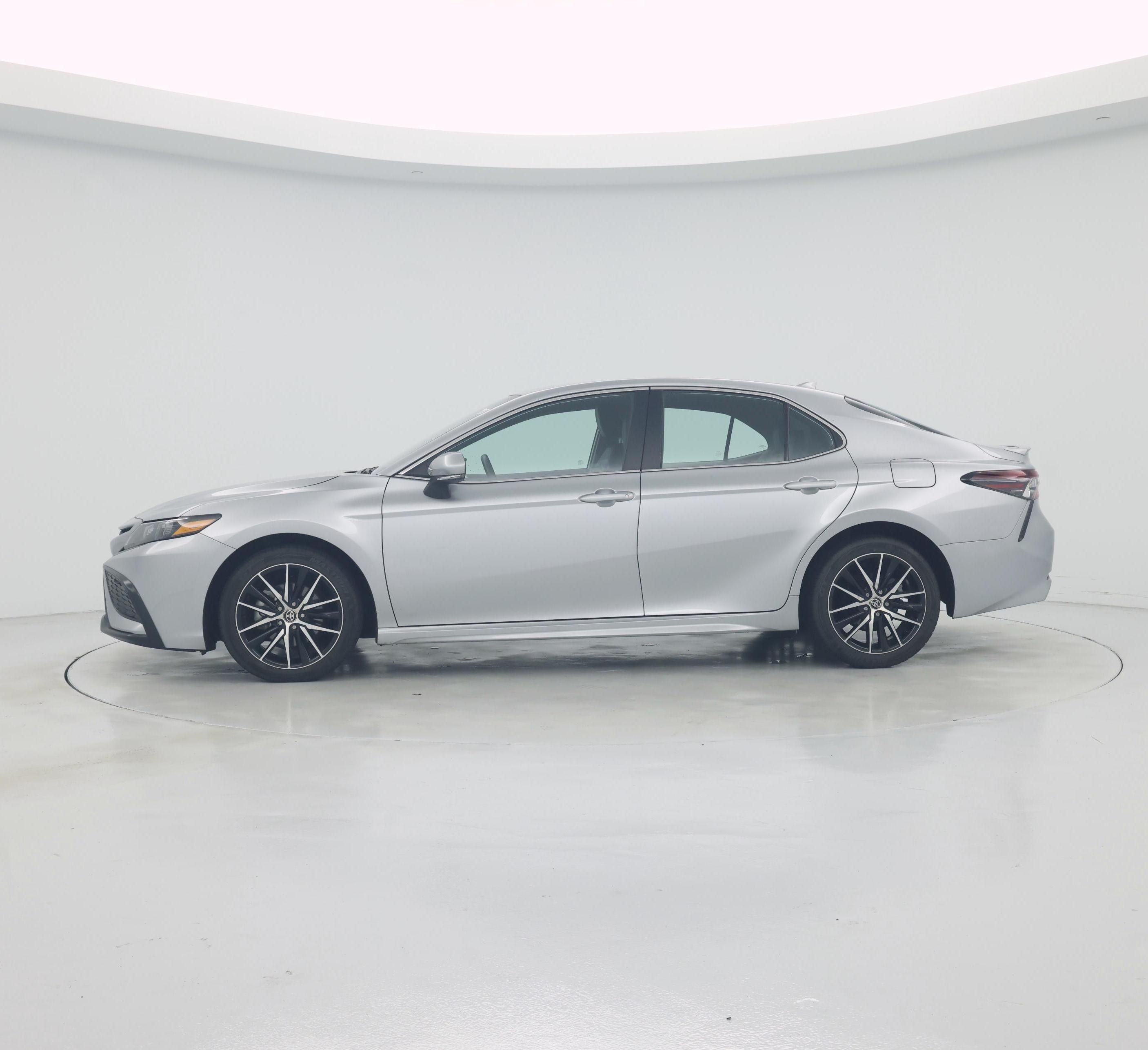 Thumbnail: 2024 Toyota Camry - 3