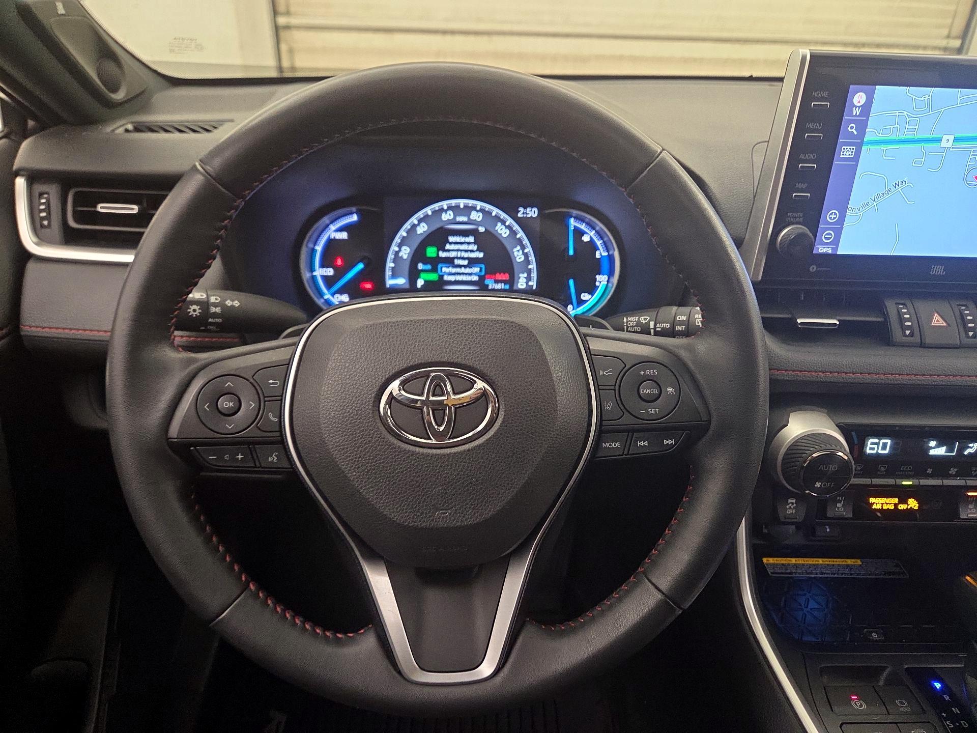 Thumbnail: 2021 Toyota RAV4 - 10