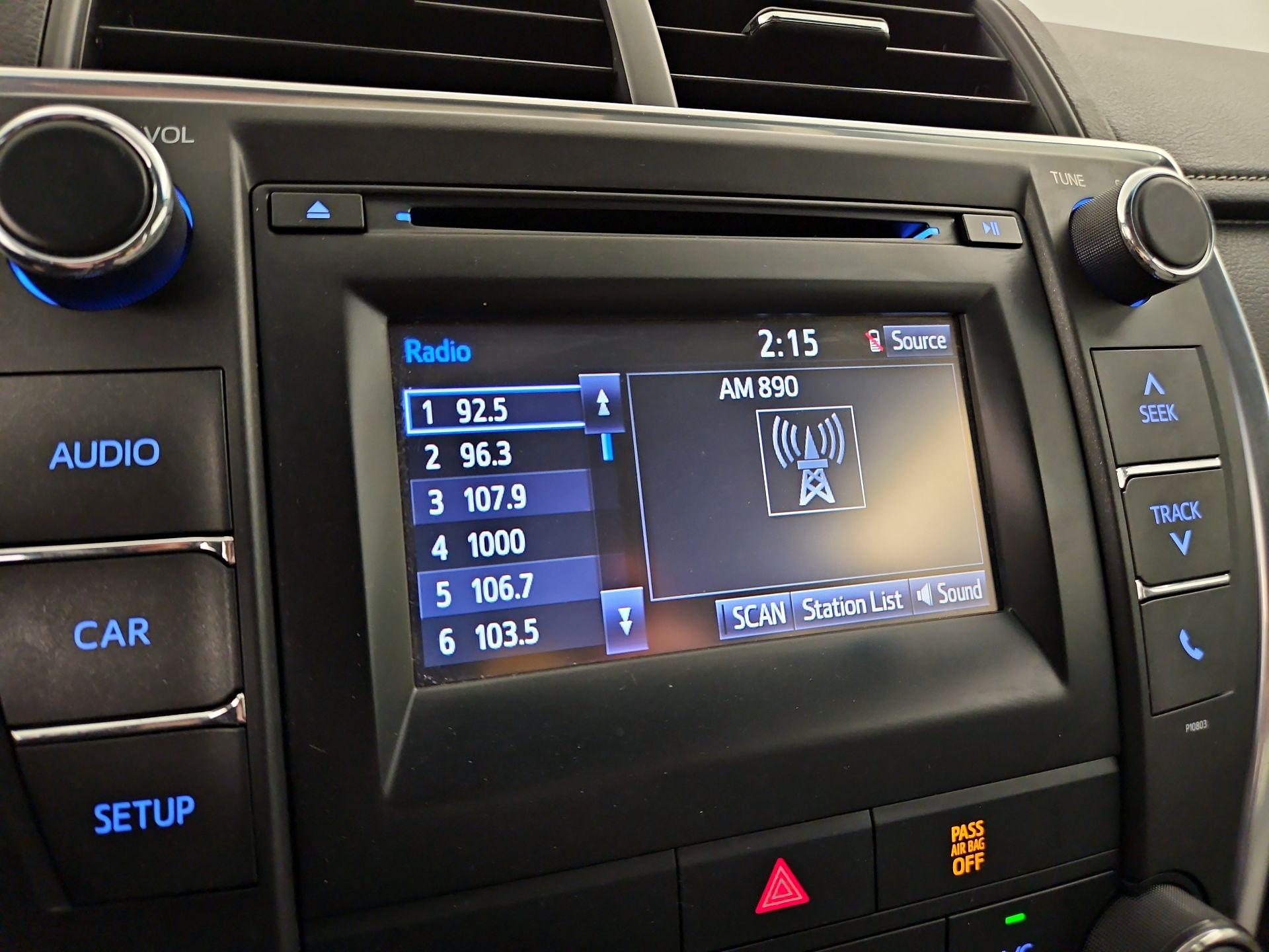 Thumbnail: 2015 Toyota Camry - 13