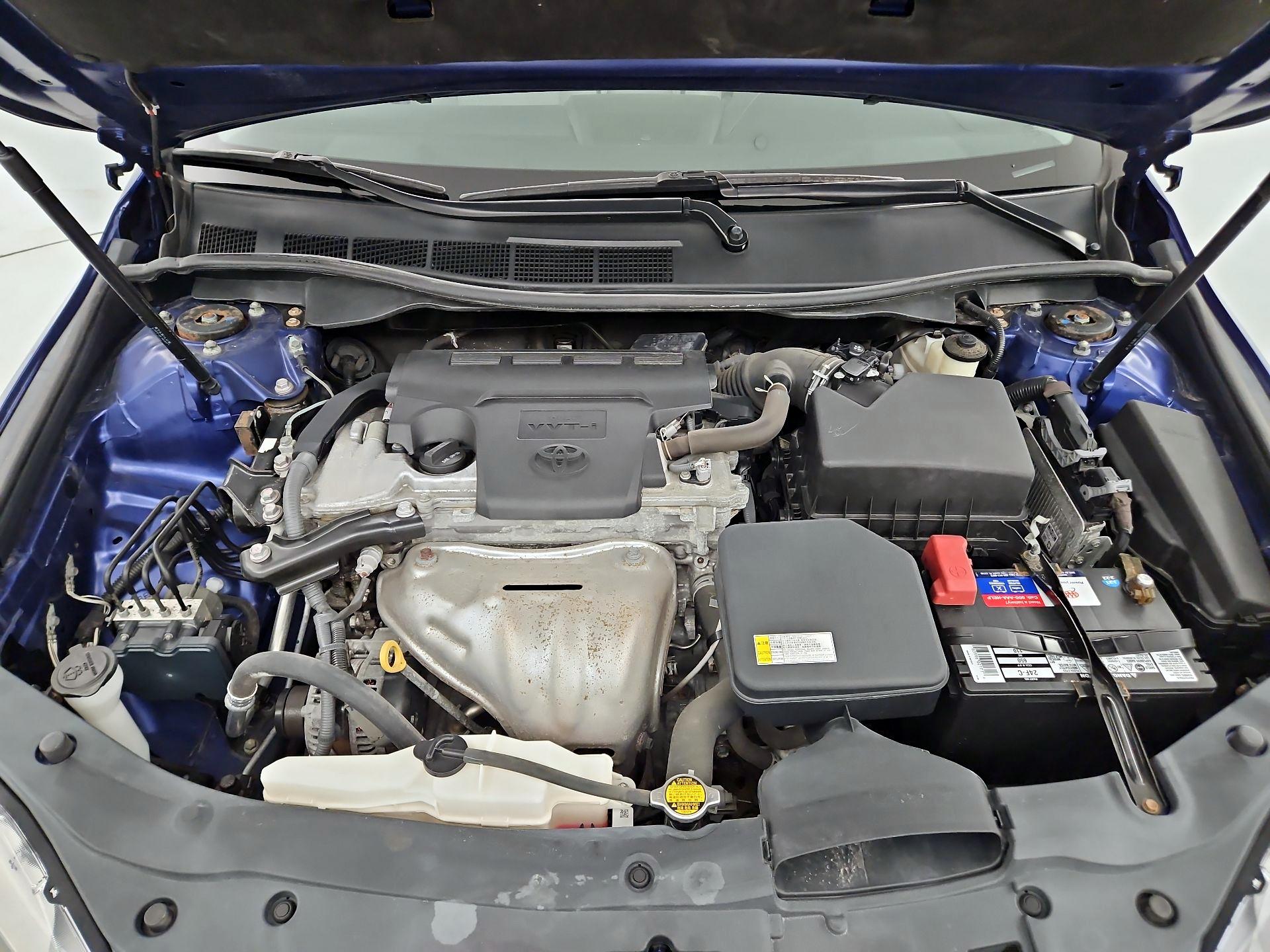 Thumbnail: 2015 Toyota Camry - 19