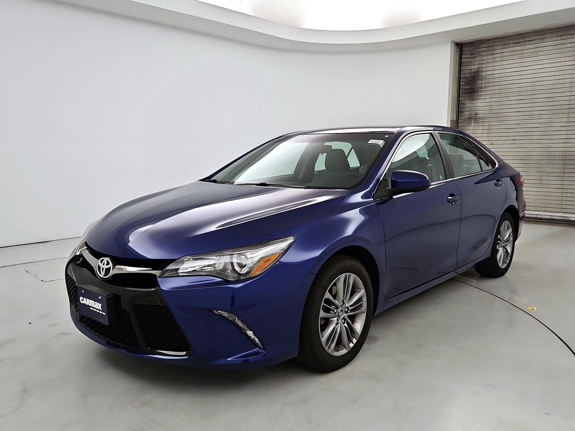 Thumbnail: 2015 Toyota Camry - 3