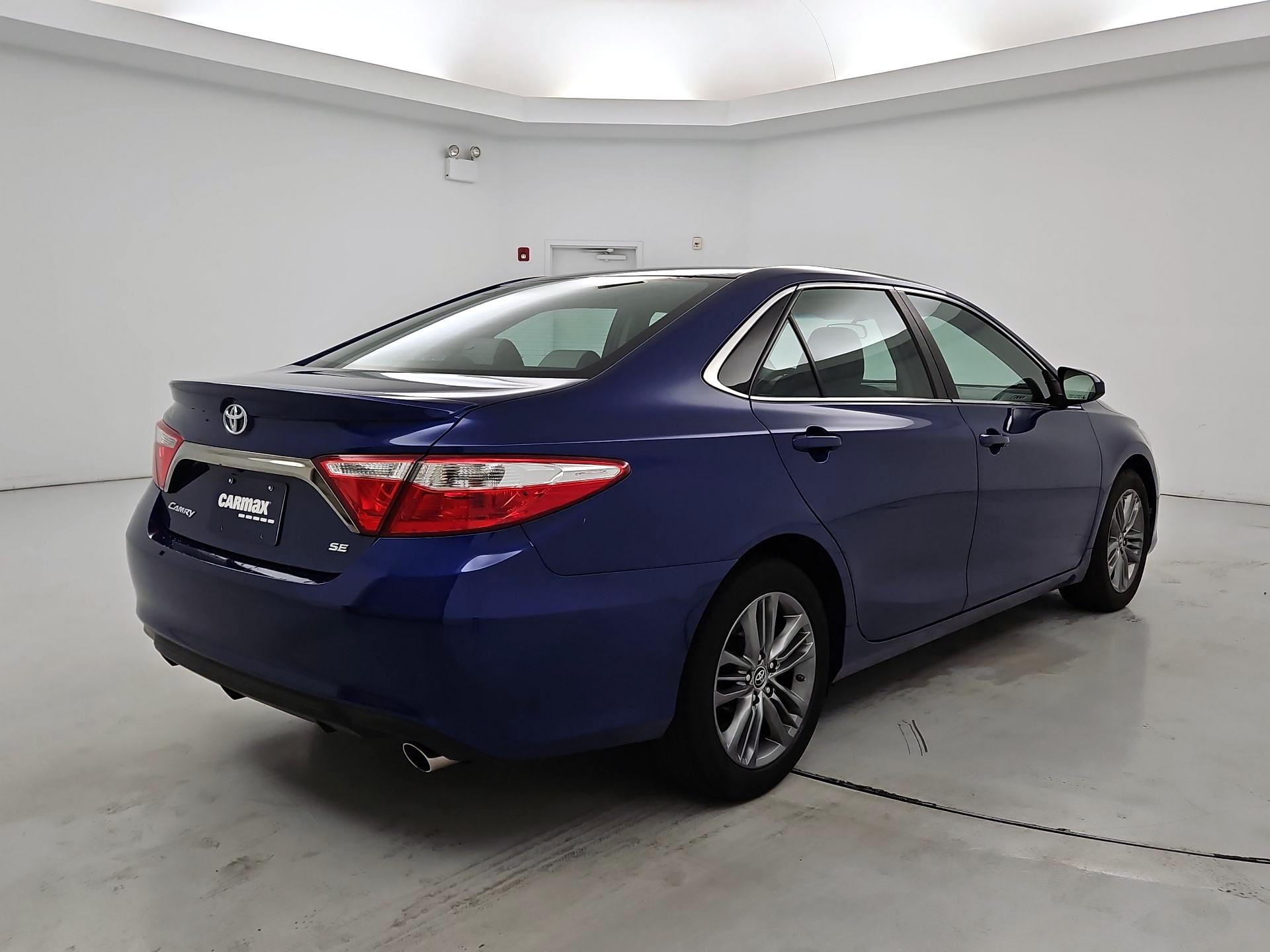 Thumbnail: 2015 Toyota Camry - 5