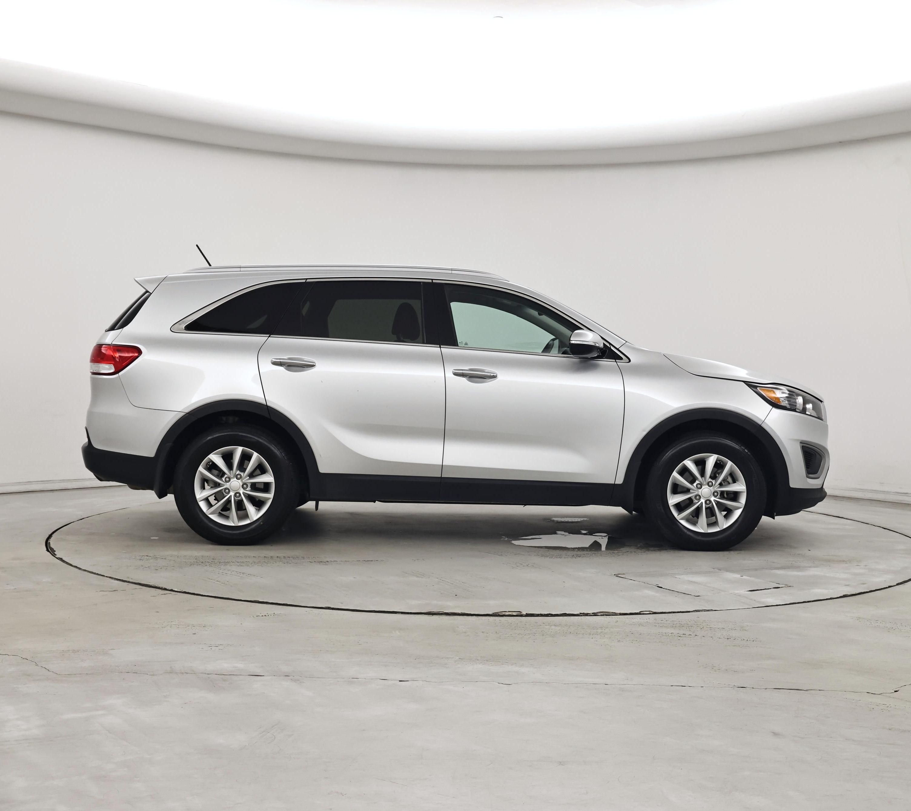 Thumbnail: 2016 Kia Sorento - 7