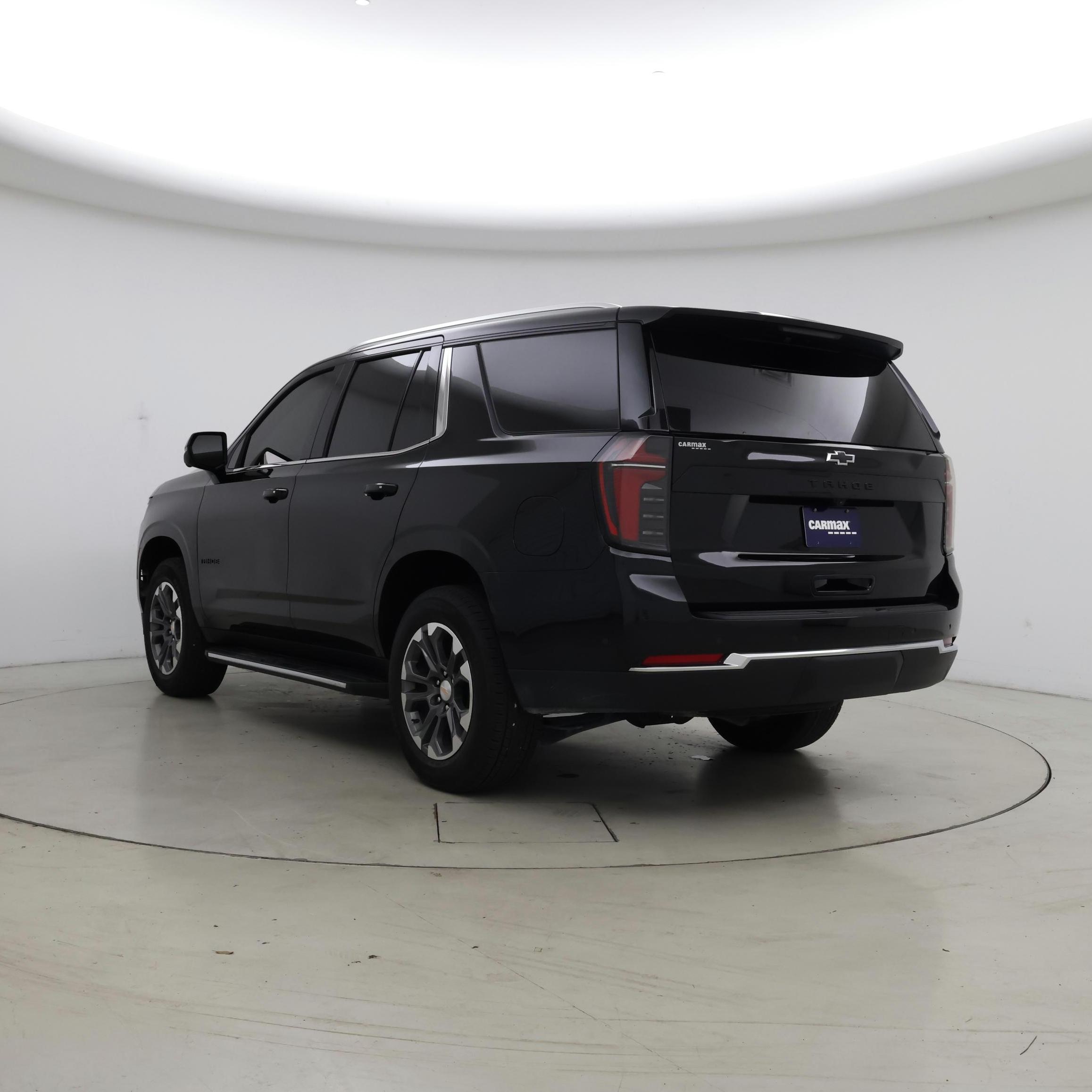 Thumbnail: 2026 Chevrolet Tahoe - 2