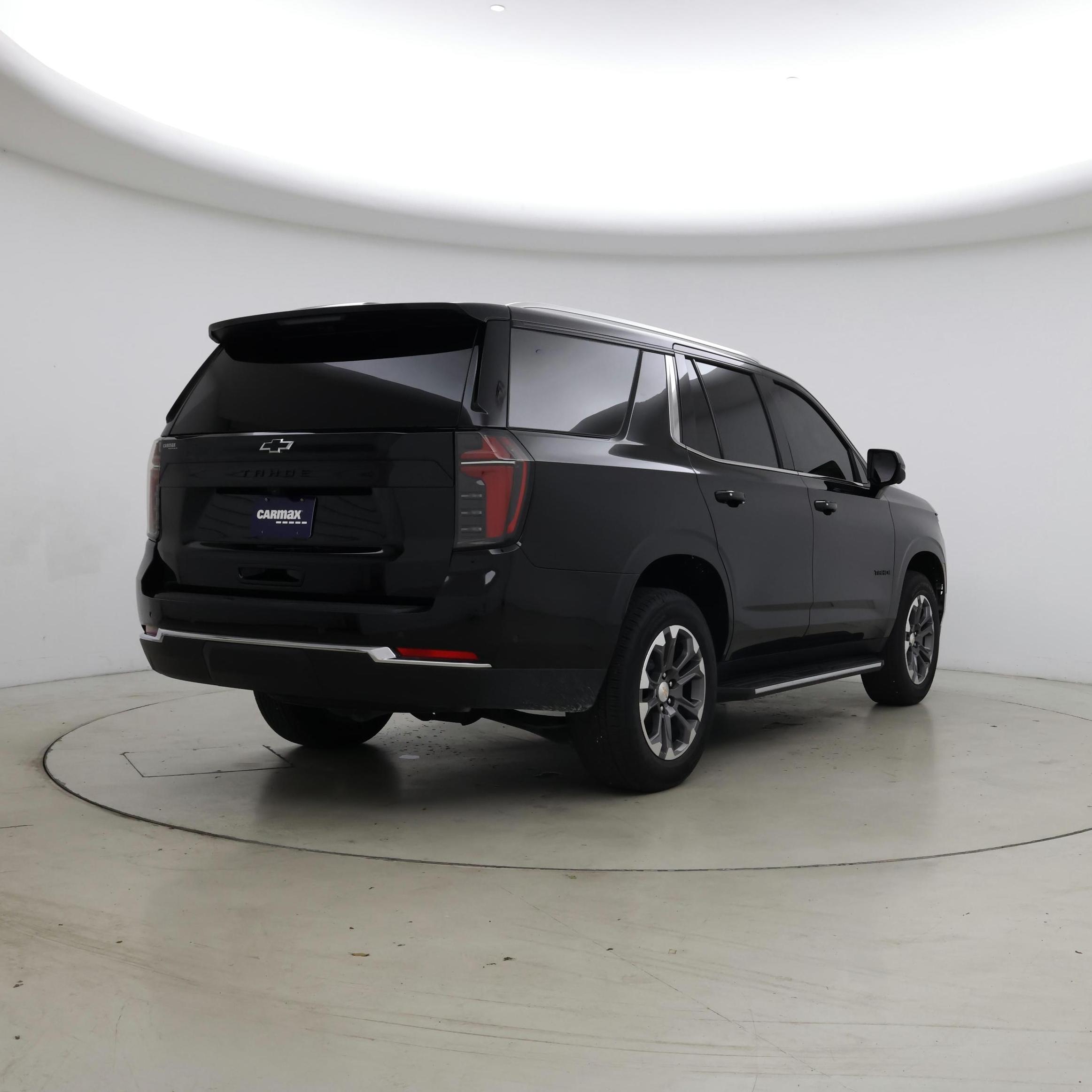 Thumbnail: 2026 Chevrolet Tahoe - 8