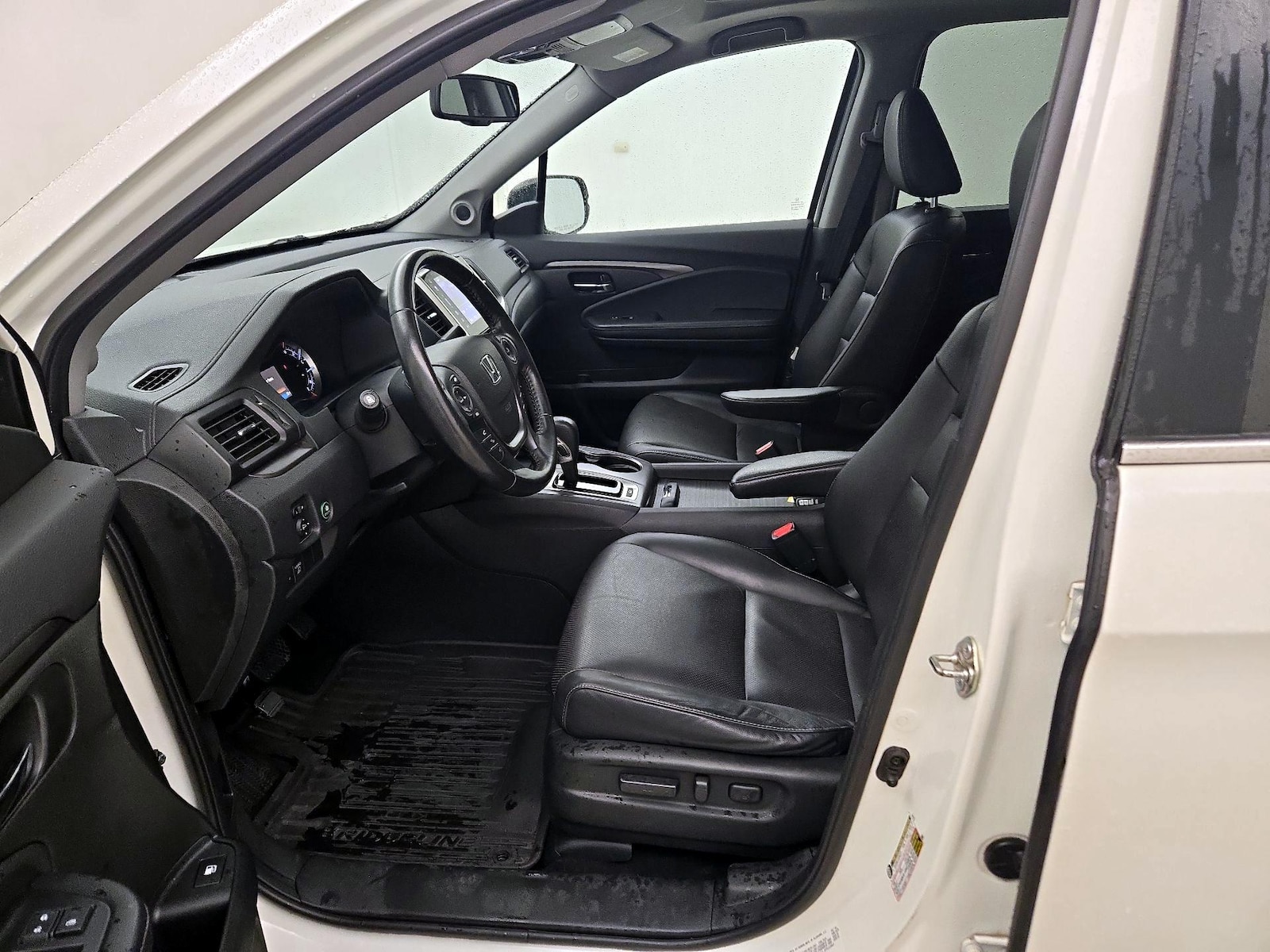2019 Honda Ridgeline RTL-T - Photo 12