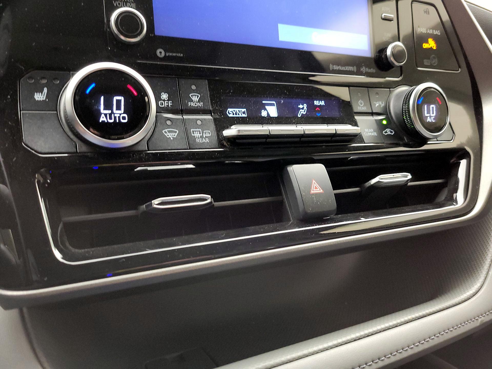 Thumbnail: 2021 Toyota Highlander - 16