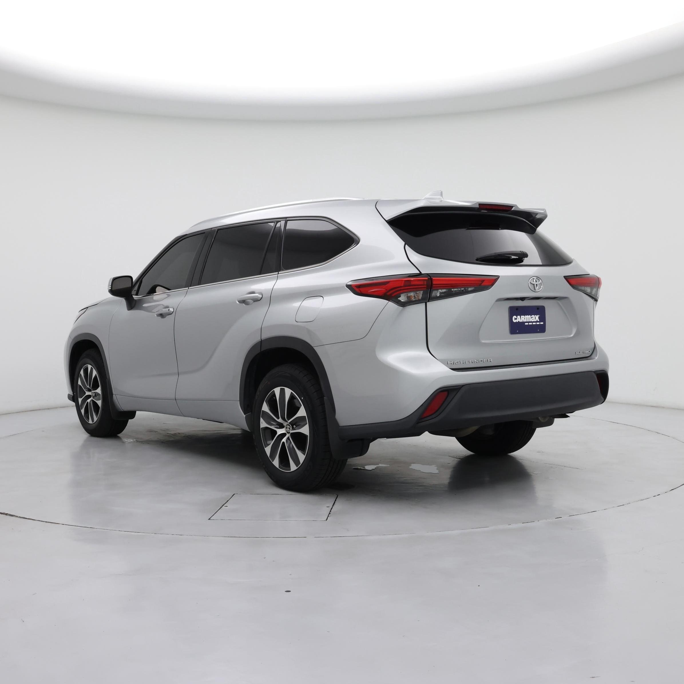 Thumbnail: 2021 Toyota Highlander - 2