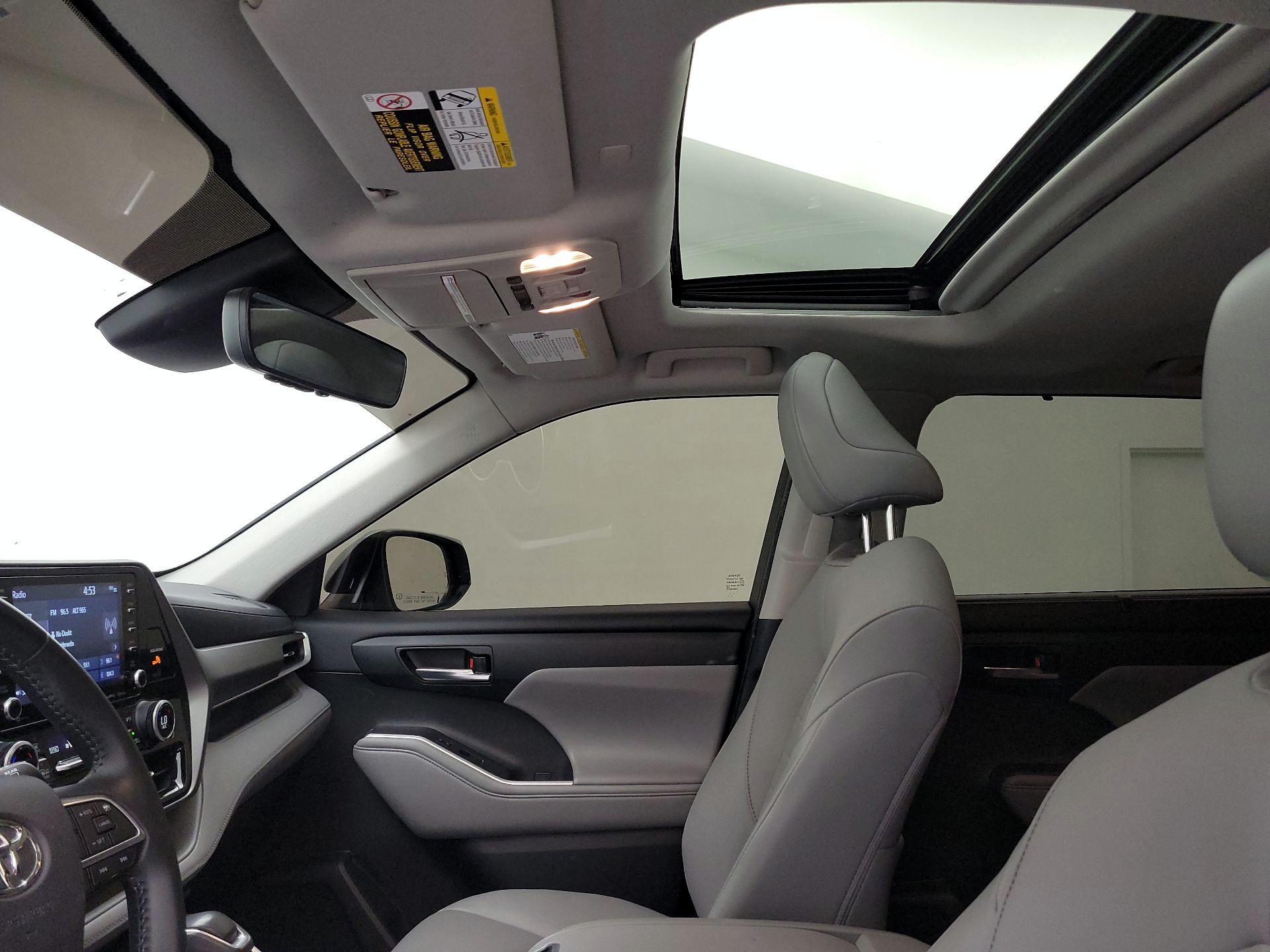Thumbnail: 2021 Toyota Highlander - 19