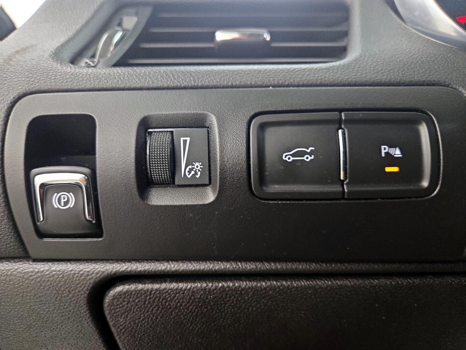 Thumbnail: 2015 Chevrolet Impala - 13