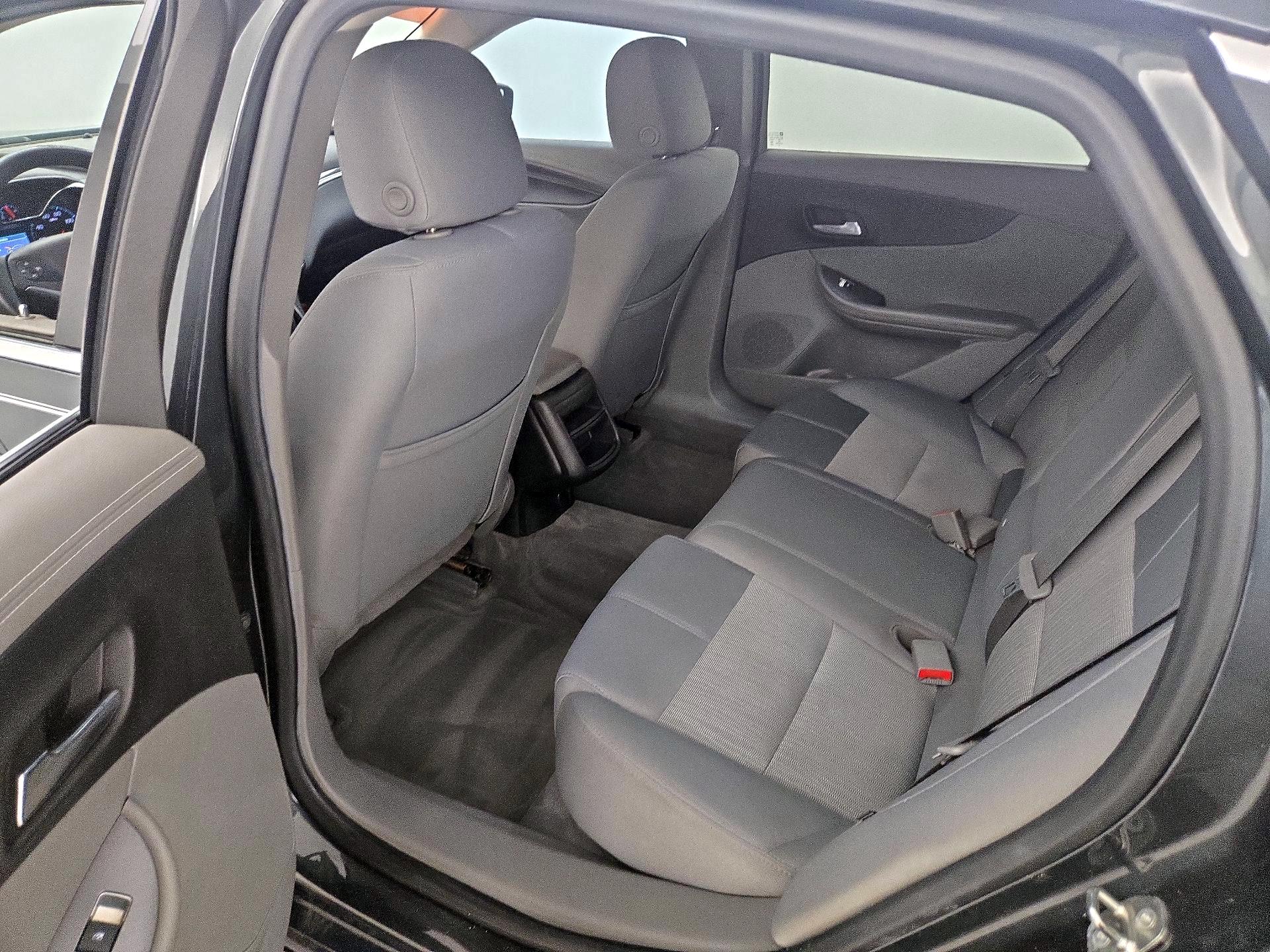 Thumbnail: 2015 Chevrolet Impala - 18