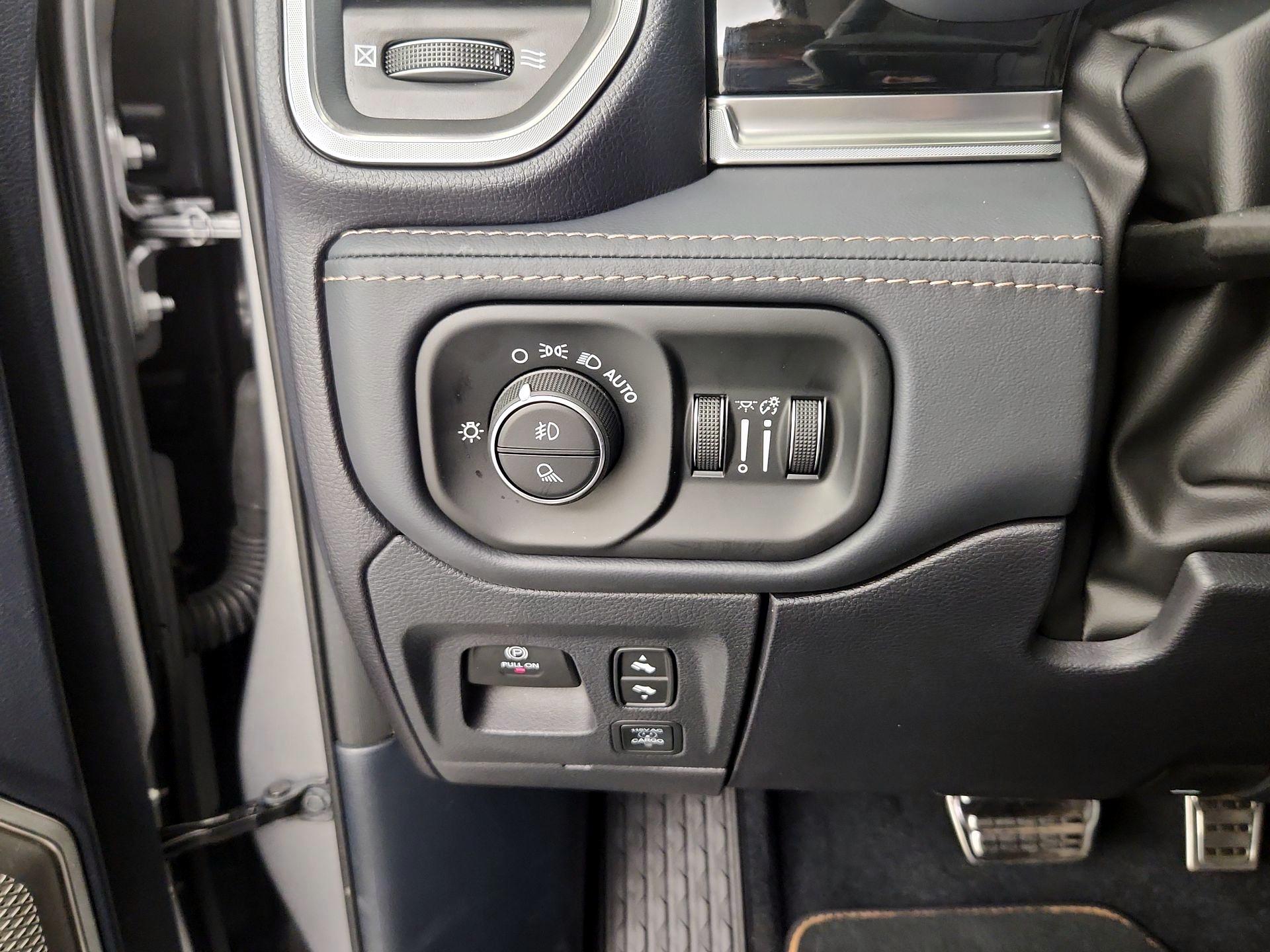 Thumbnail: 2025 RAM 1500 - 13