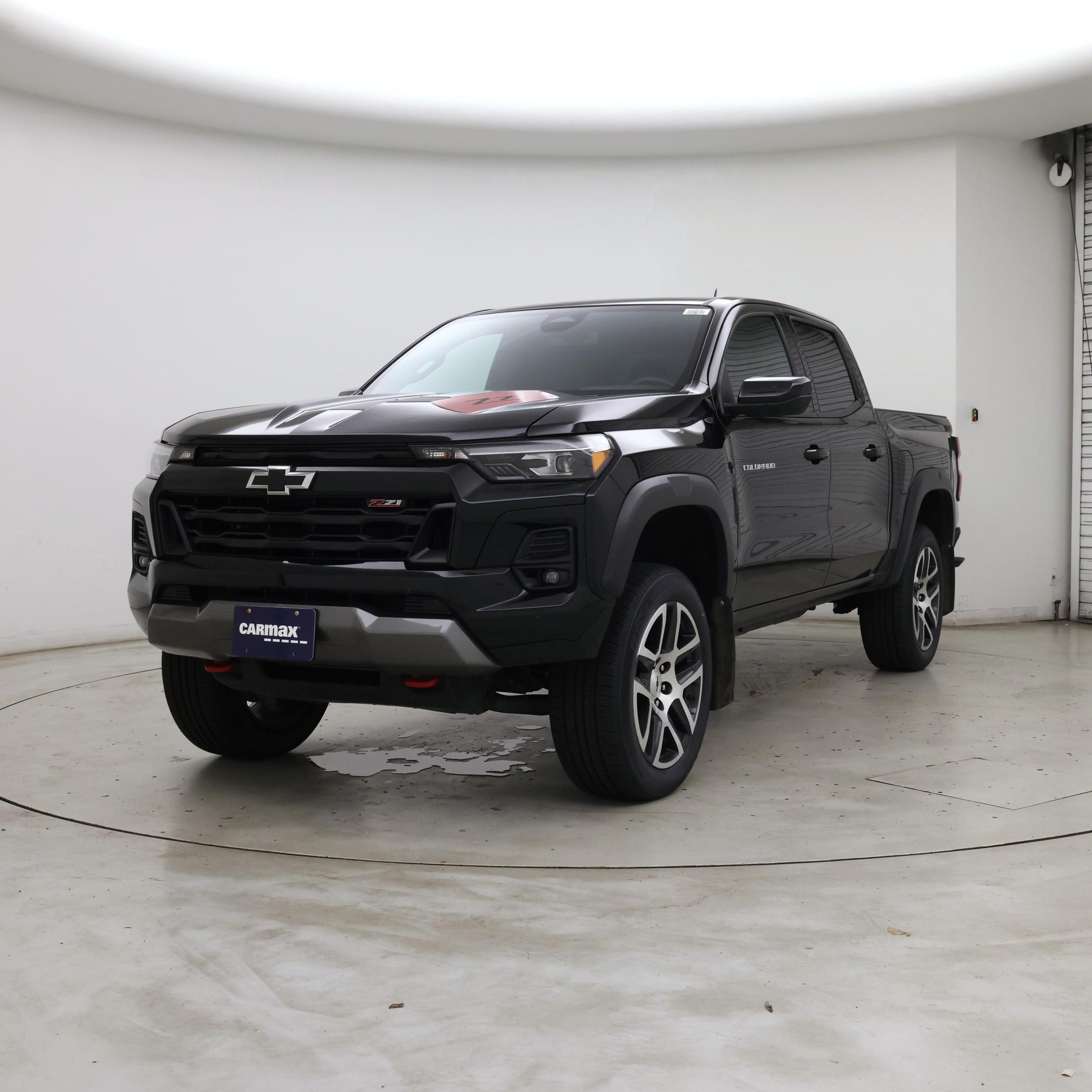 Thumbnail: 2024 Chevrolet Colorado - 4