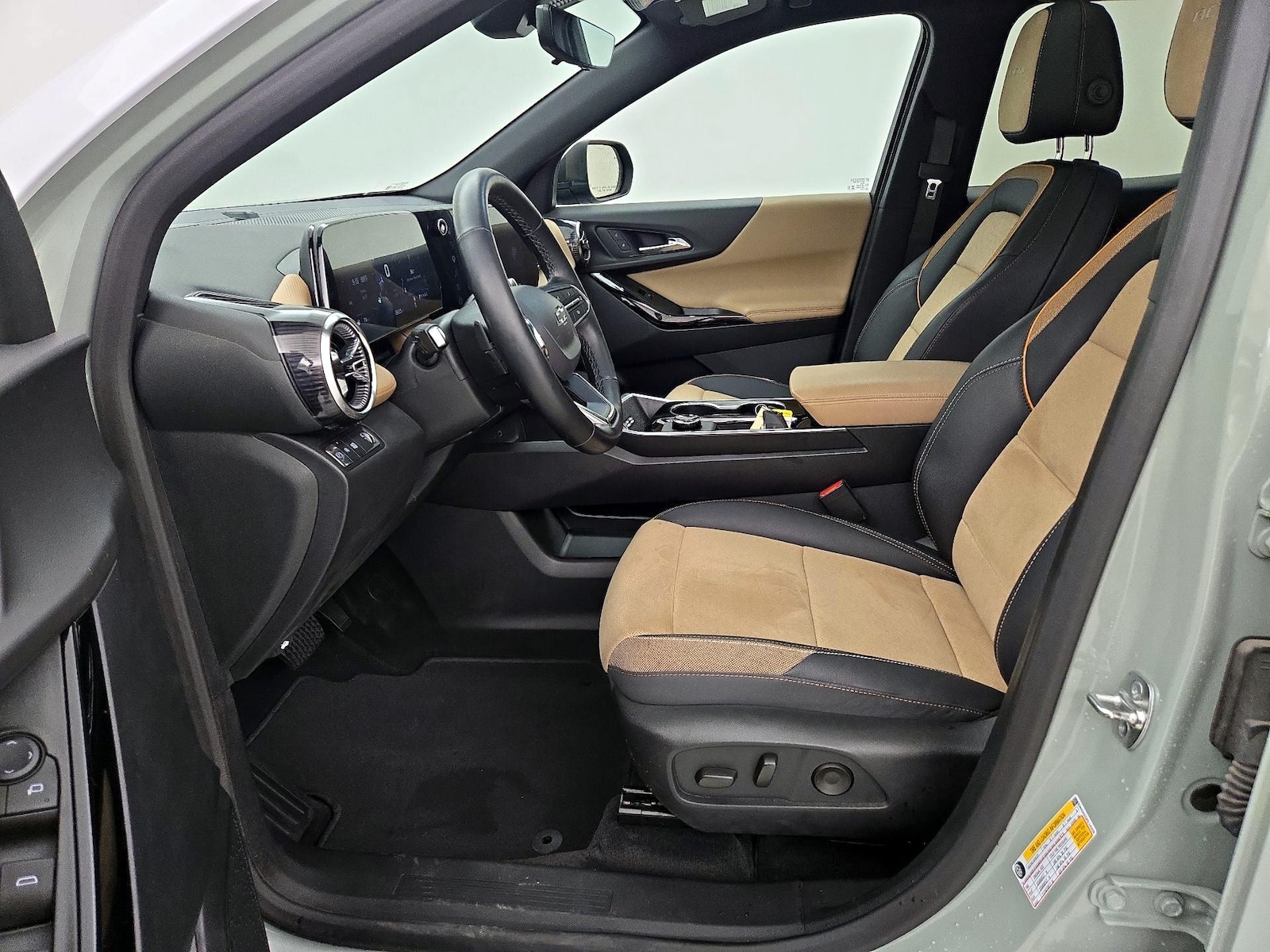 2025 Chevrolet Equinox ACTIV - Photo 12