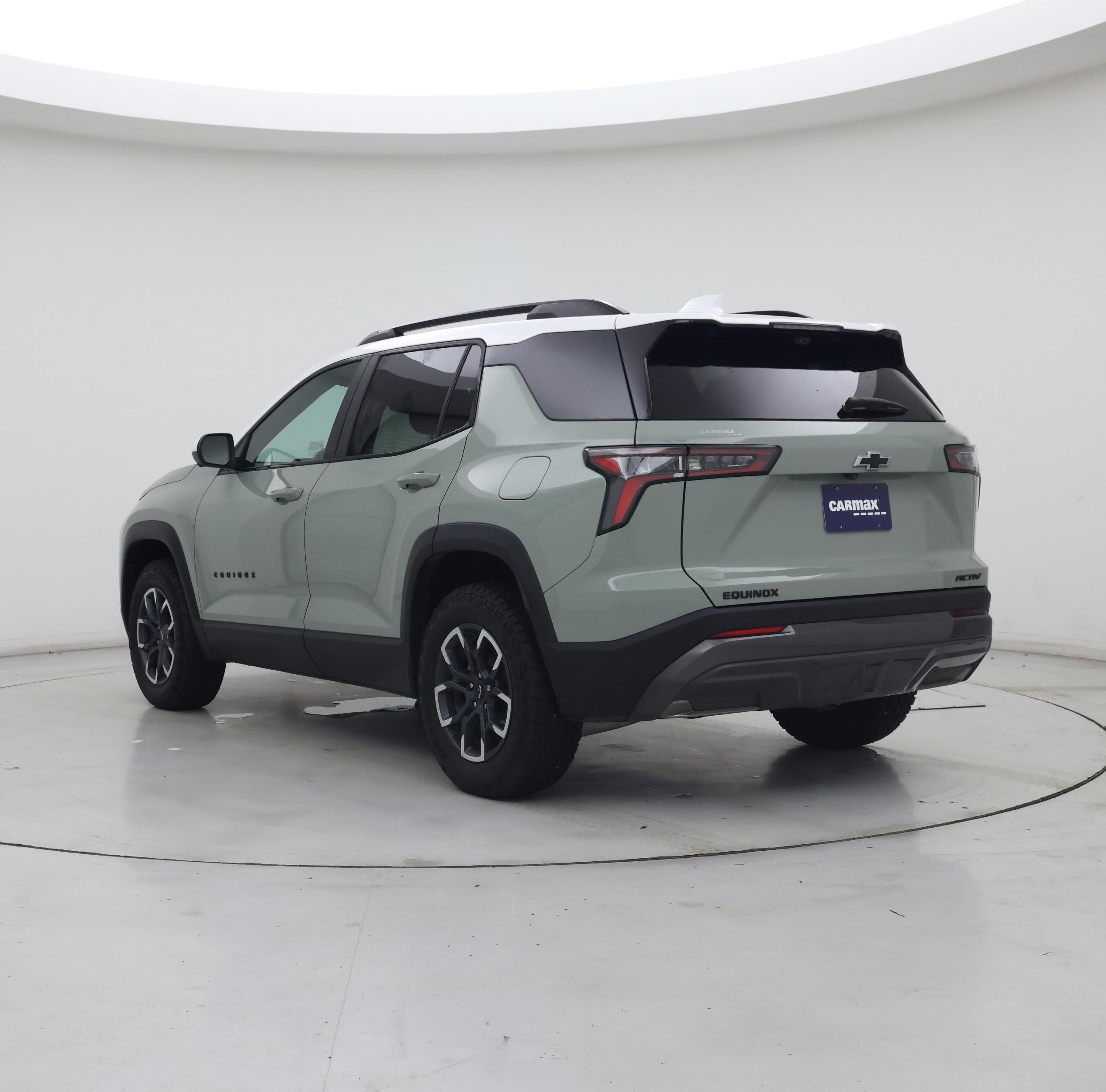Thumbnail: 2025 Chevrolet Equinox - 2