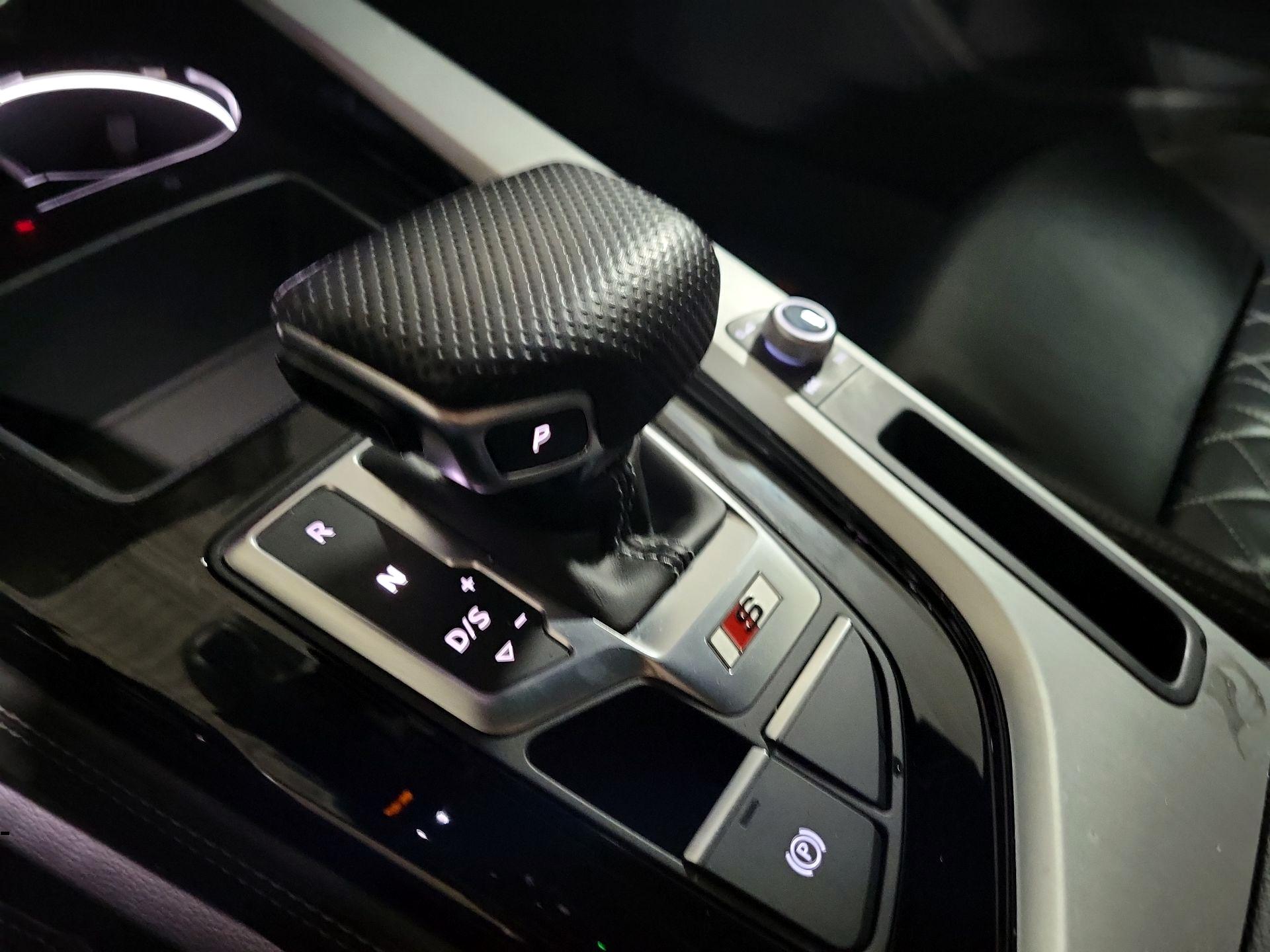 Thumbnail: 2021 Audi S5 - 17