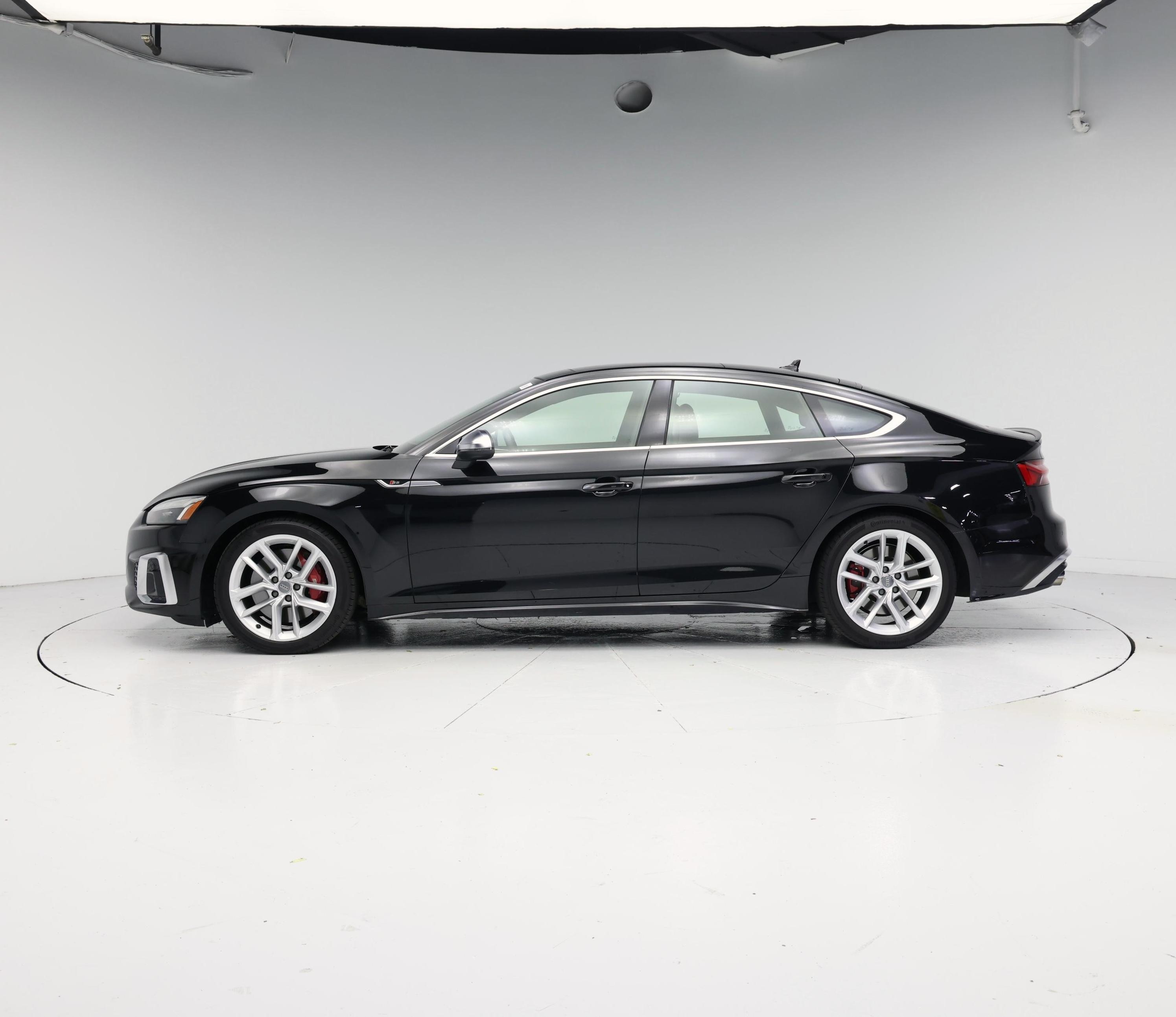 Thumbnail: 2021 Audi S5 - 3