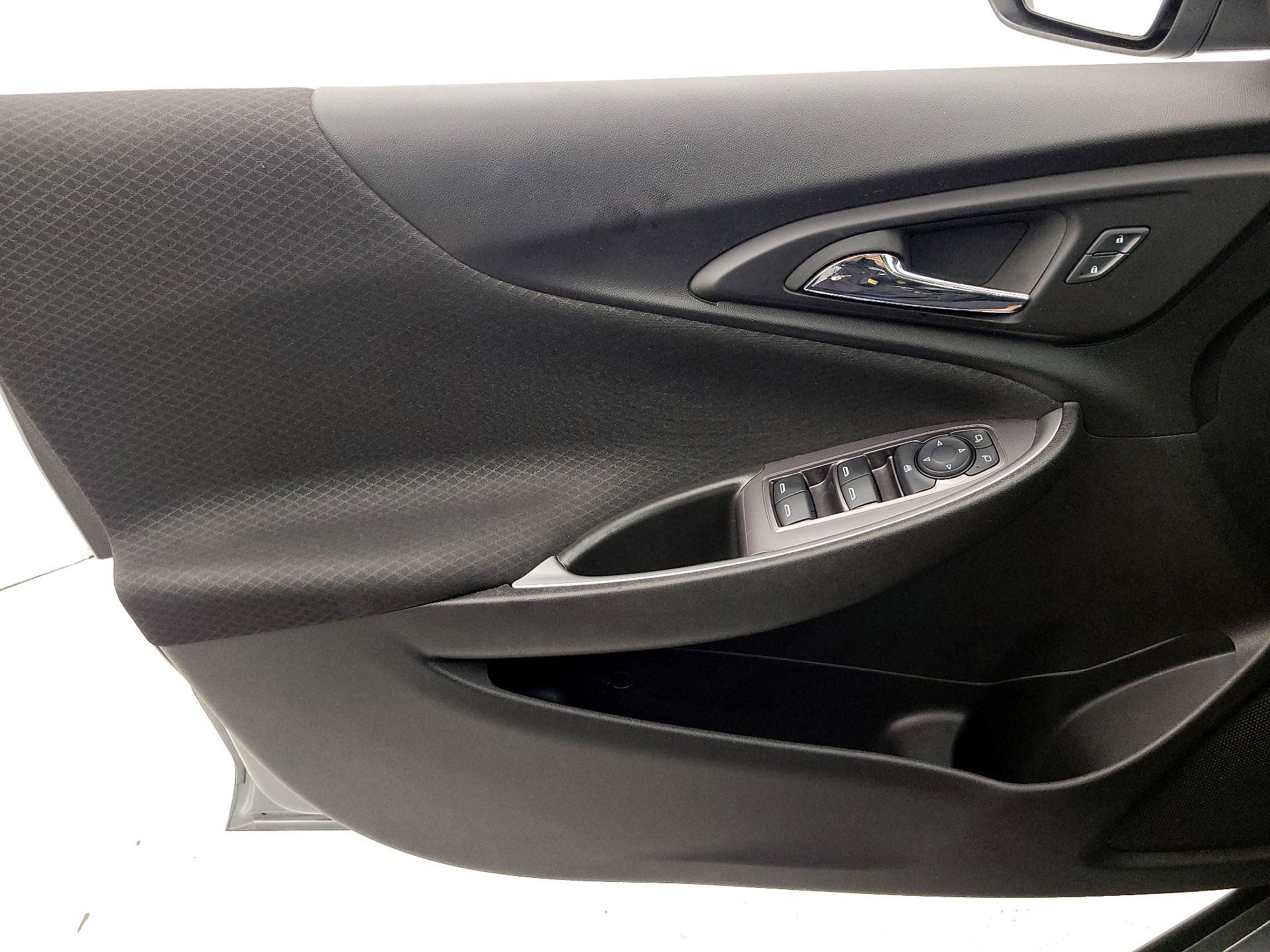 Thumbnail: 2023 Chevrolet Malibu - 12