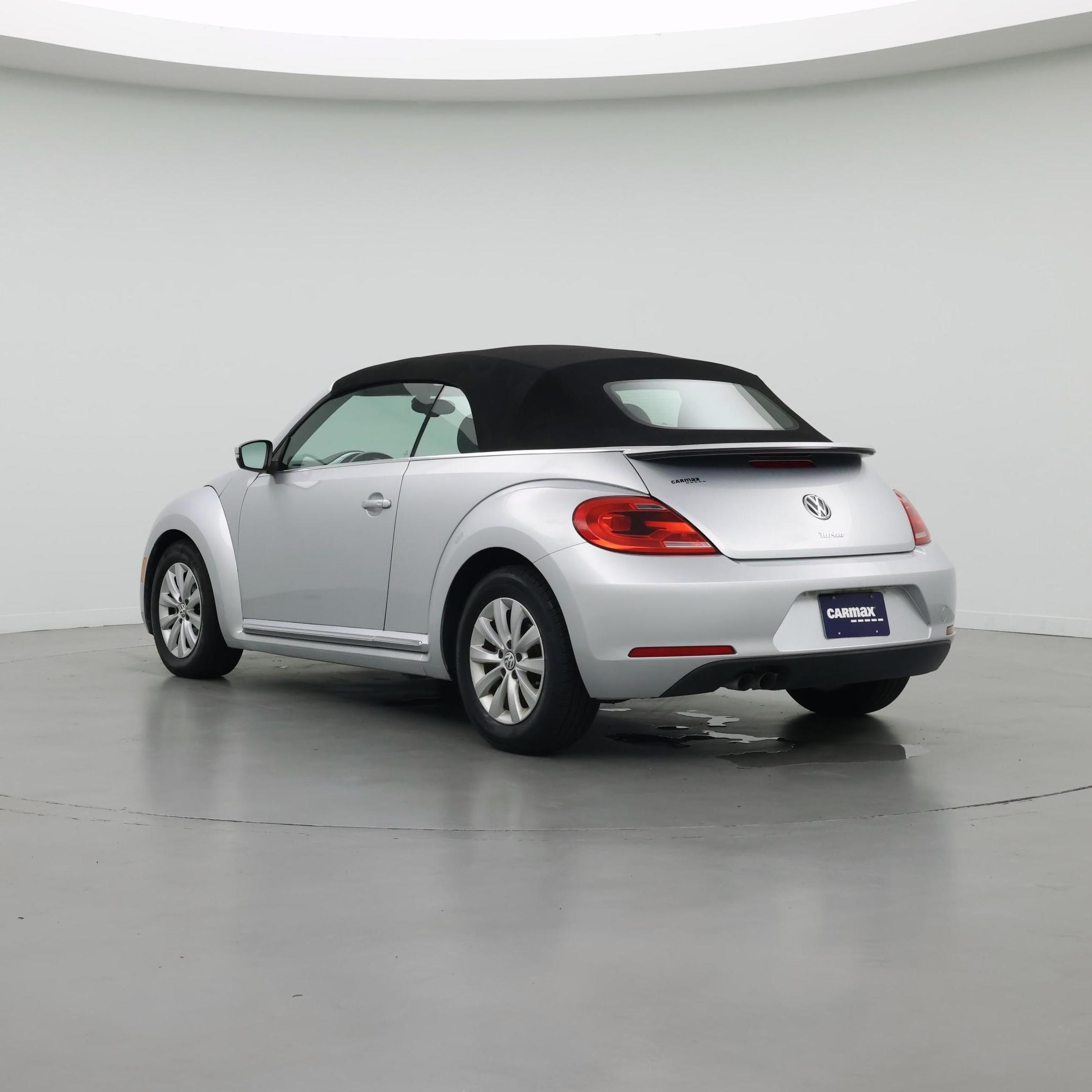 Thumbnail: 2016 Volkswagen Beetle - 2