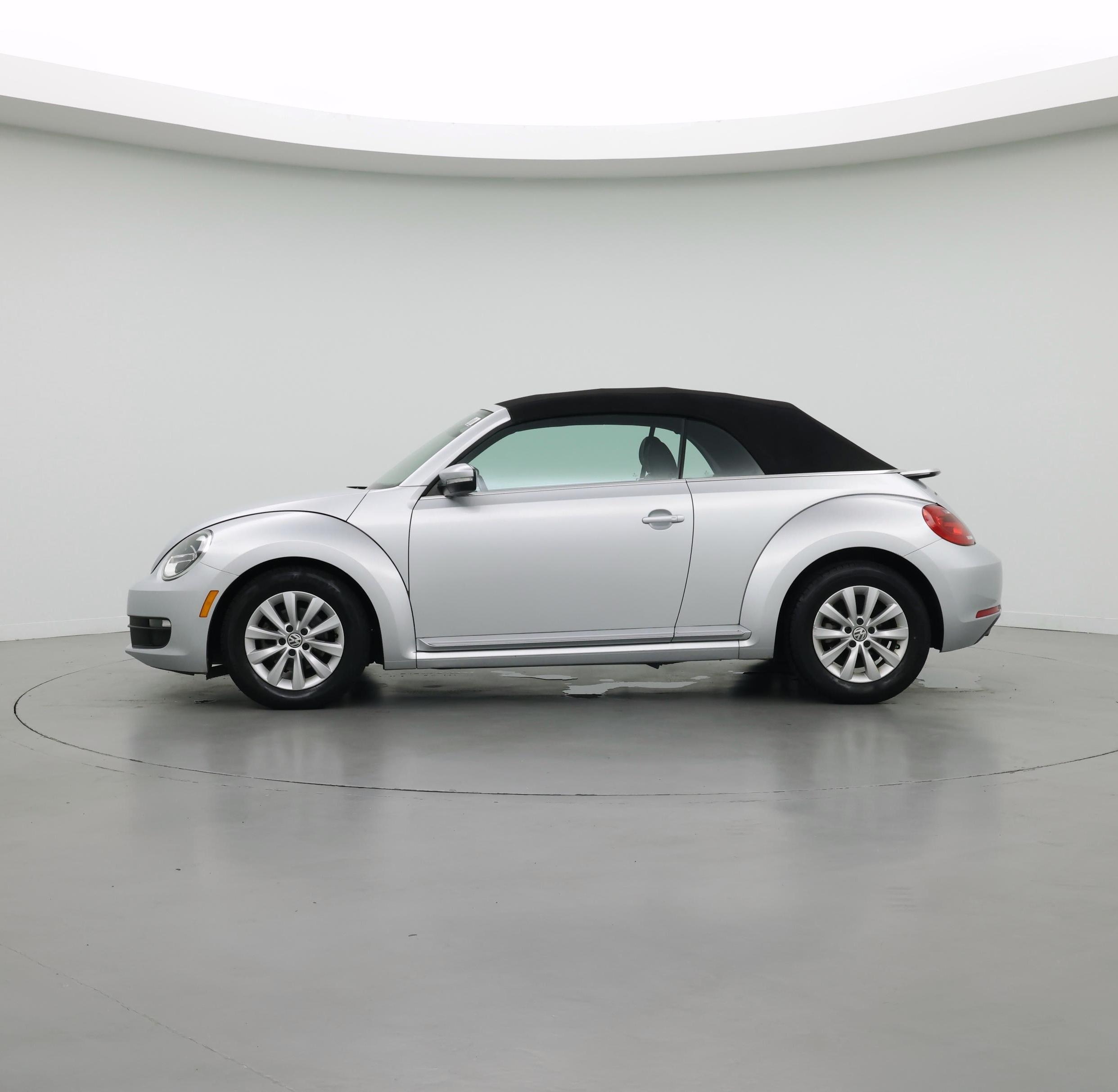 Thumbnail: 2016 Volkswagen Beetle - 3