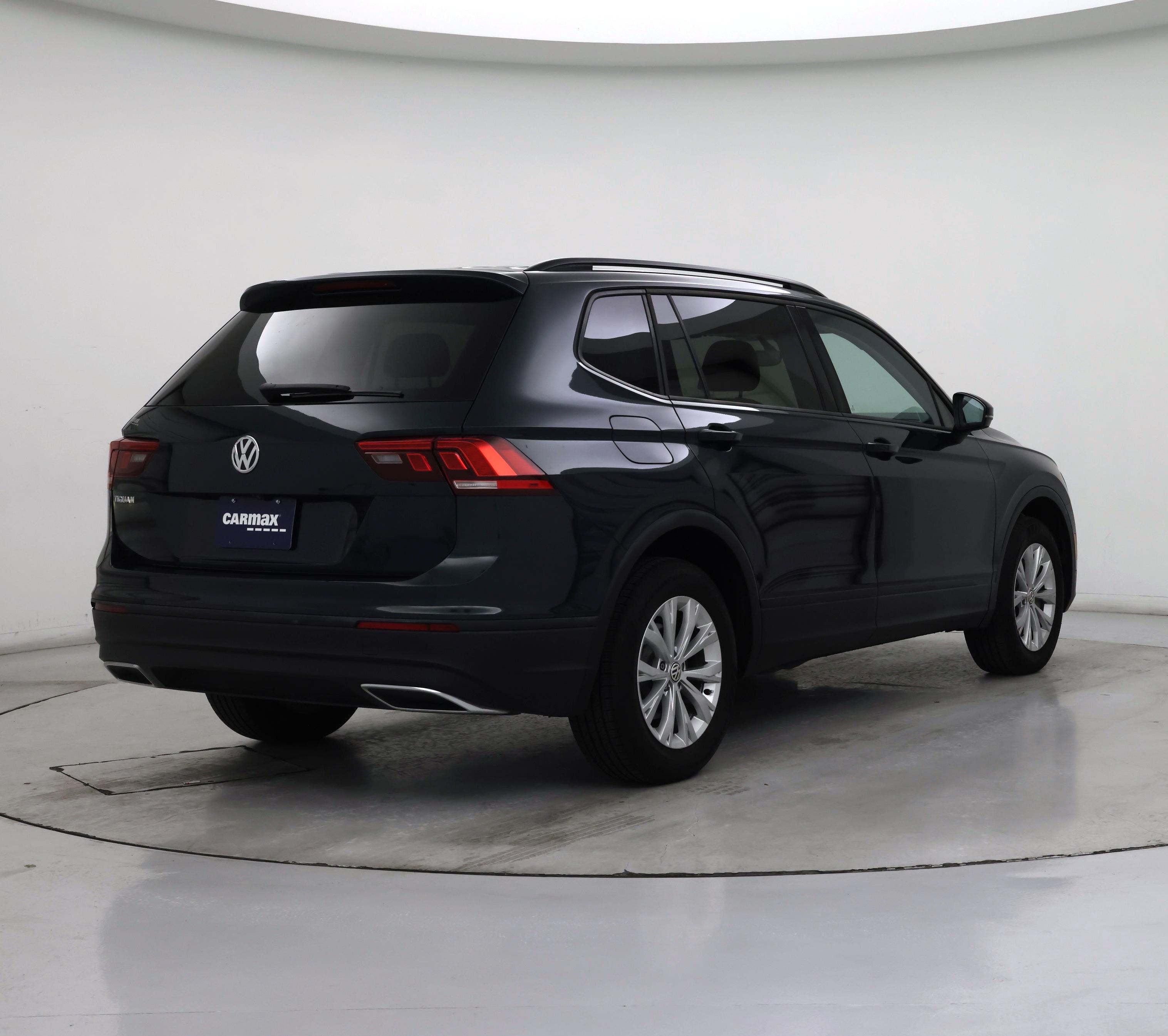 Thumbnail: 2019 Volkswagen Tiguan - 8