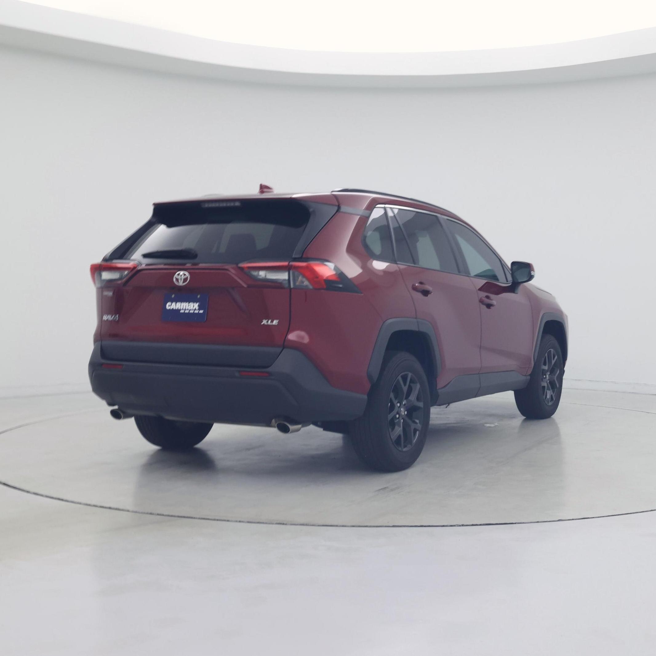 Thumbnail: 2022 Toyota RAV4 - 8