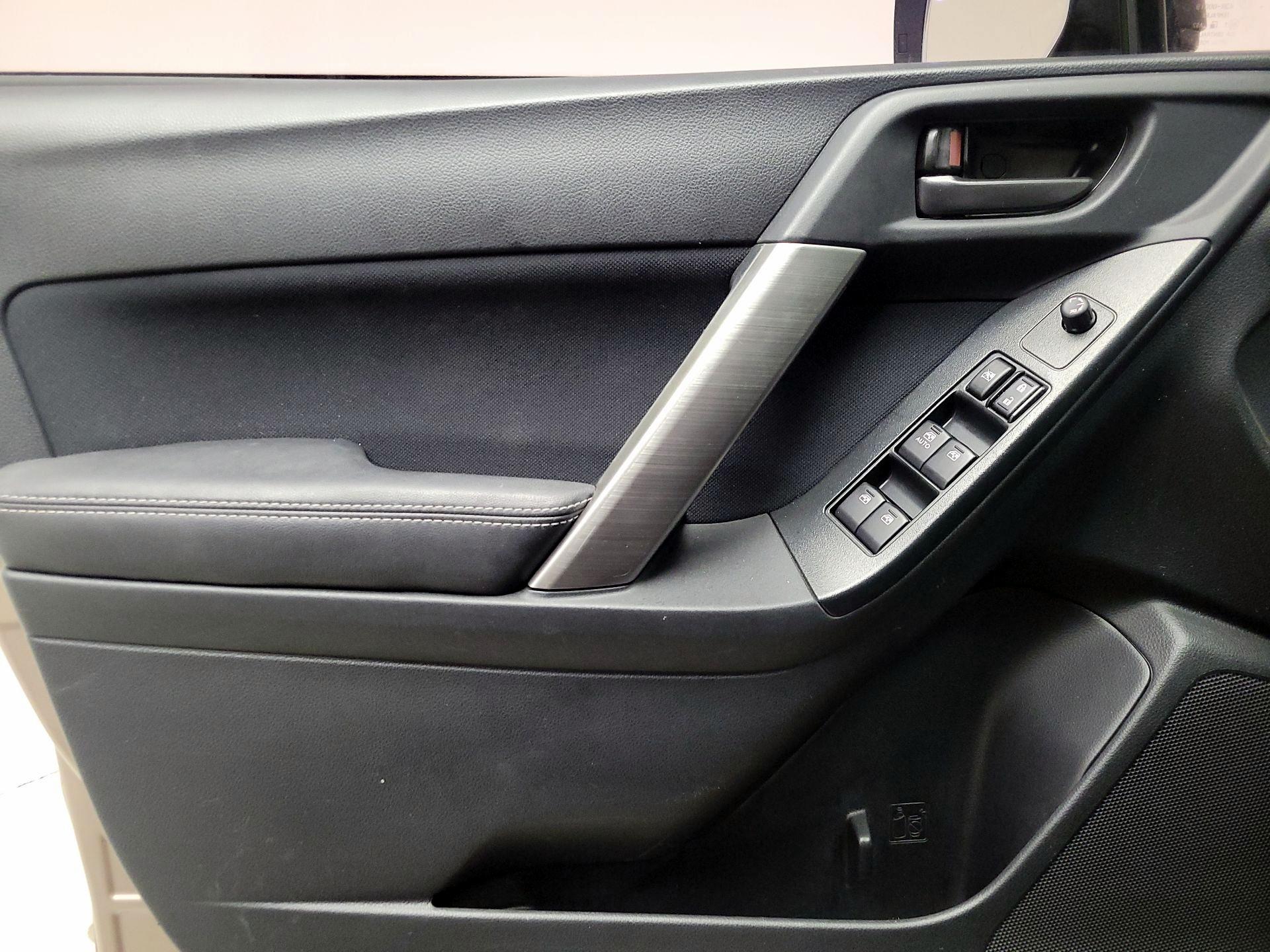 Thumbnail: 2016 Subaru Forester - 12