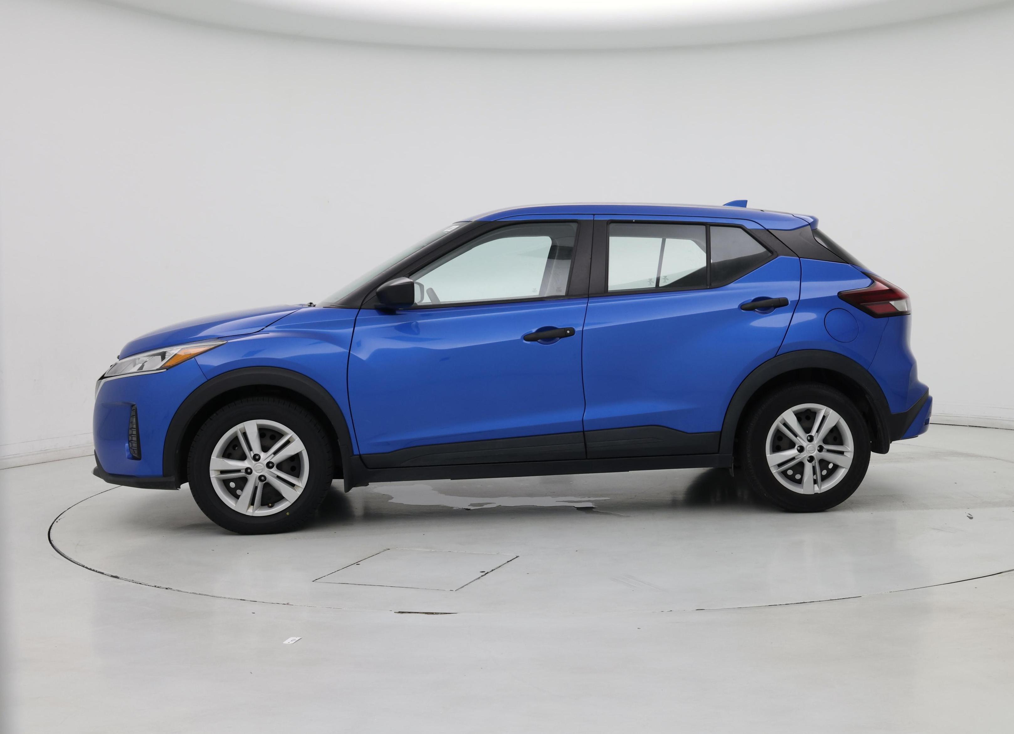 Thumbnail: 2022 Nissan Kicks - 3