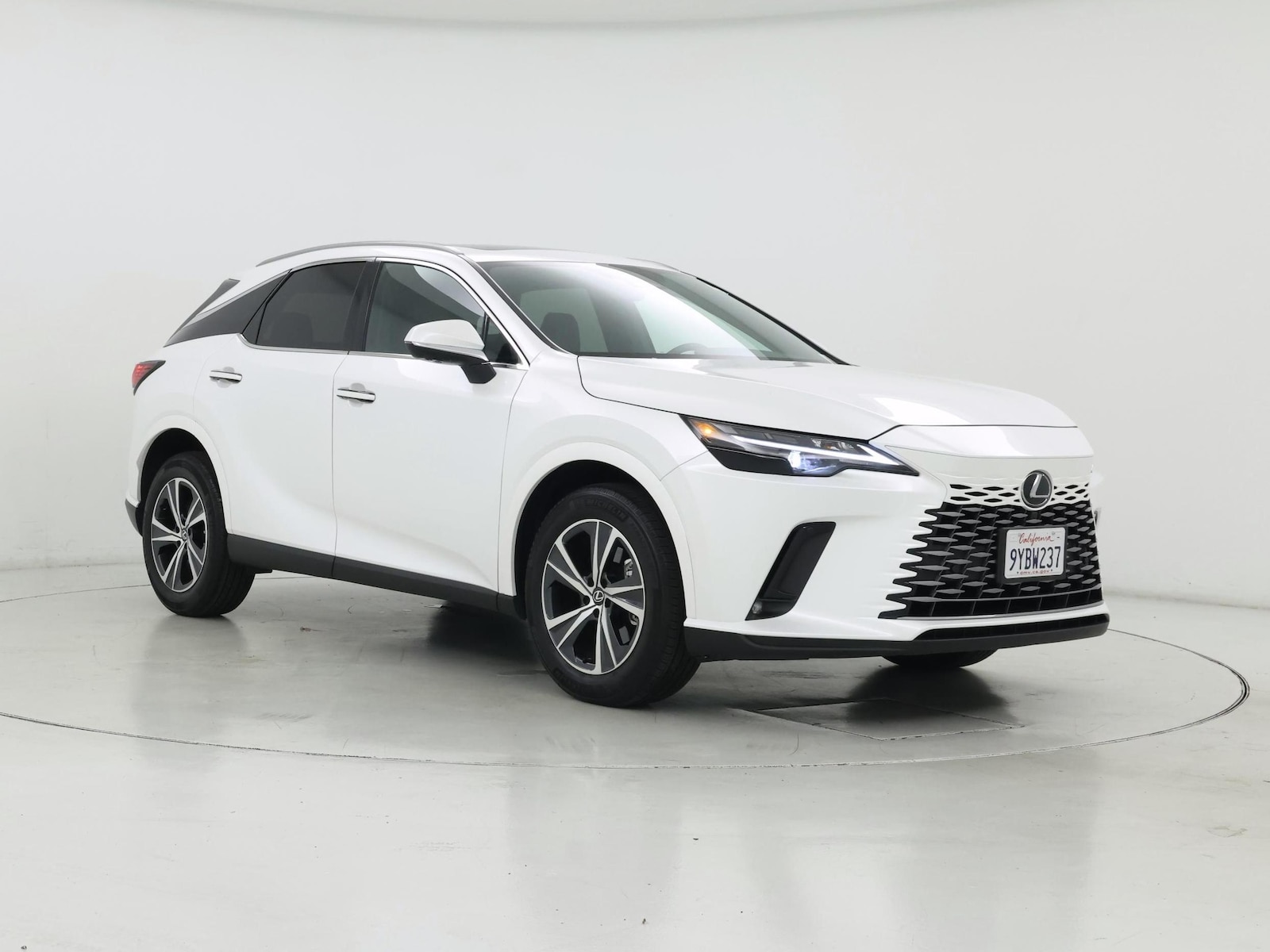 2026 Lexus RX 350 - Photo 2