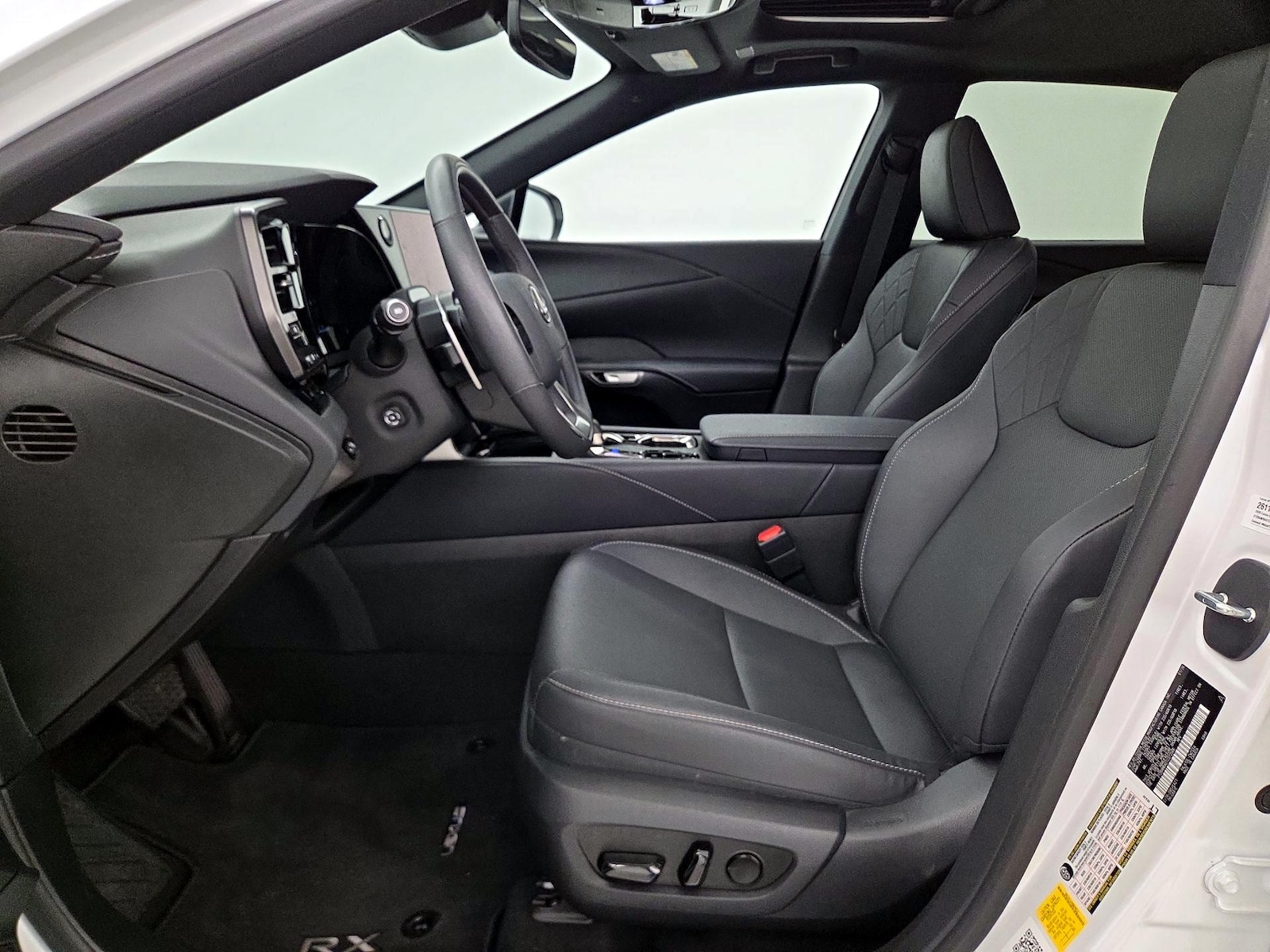 2026 Lexus RX 350 - Photo 12