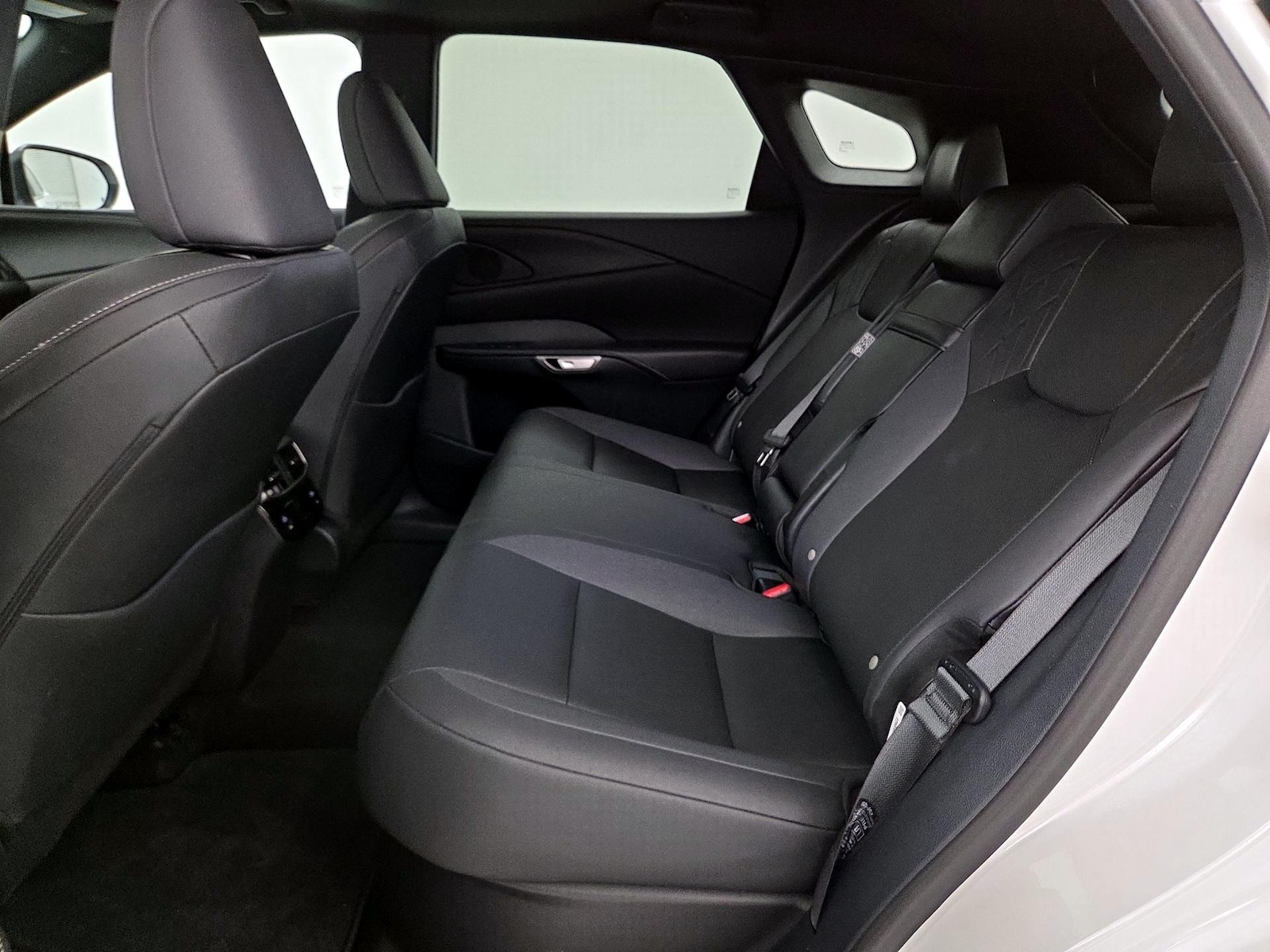 2026 Lexus RX 350 - Photo 22