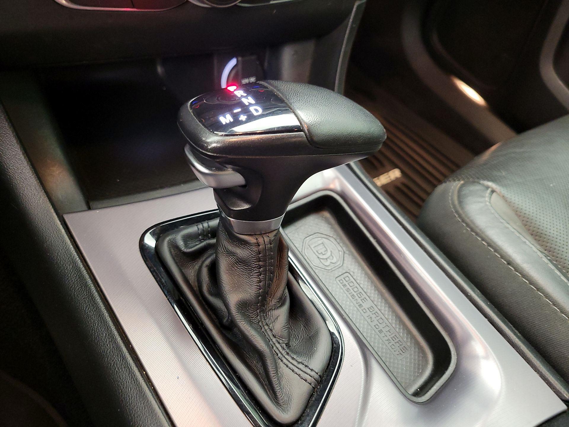 Thumbnail: 2020 Dodge Charger - 18