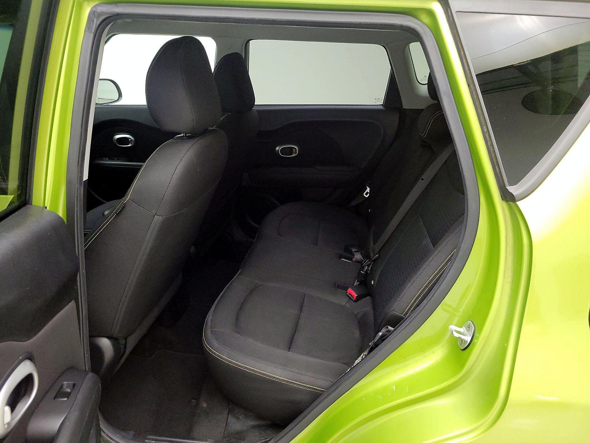 Thumbnail: 2016 Kia Soul - 19