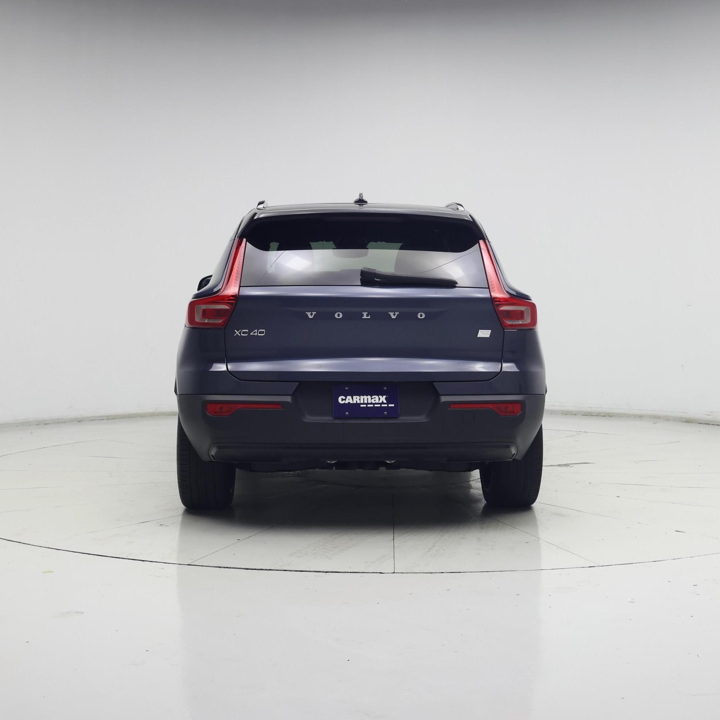 Thumbnail: 2022 Volvo XC40 - 6