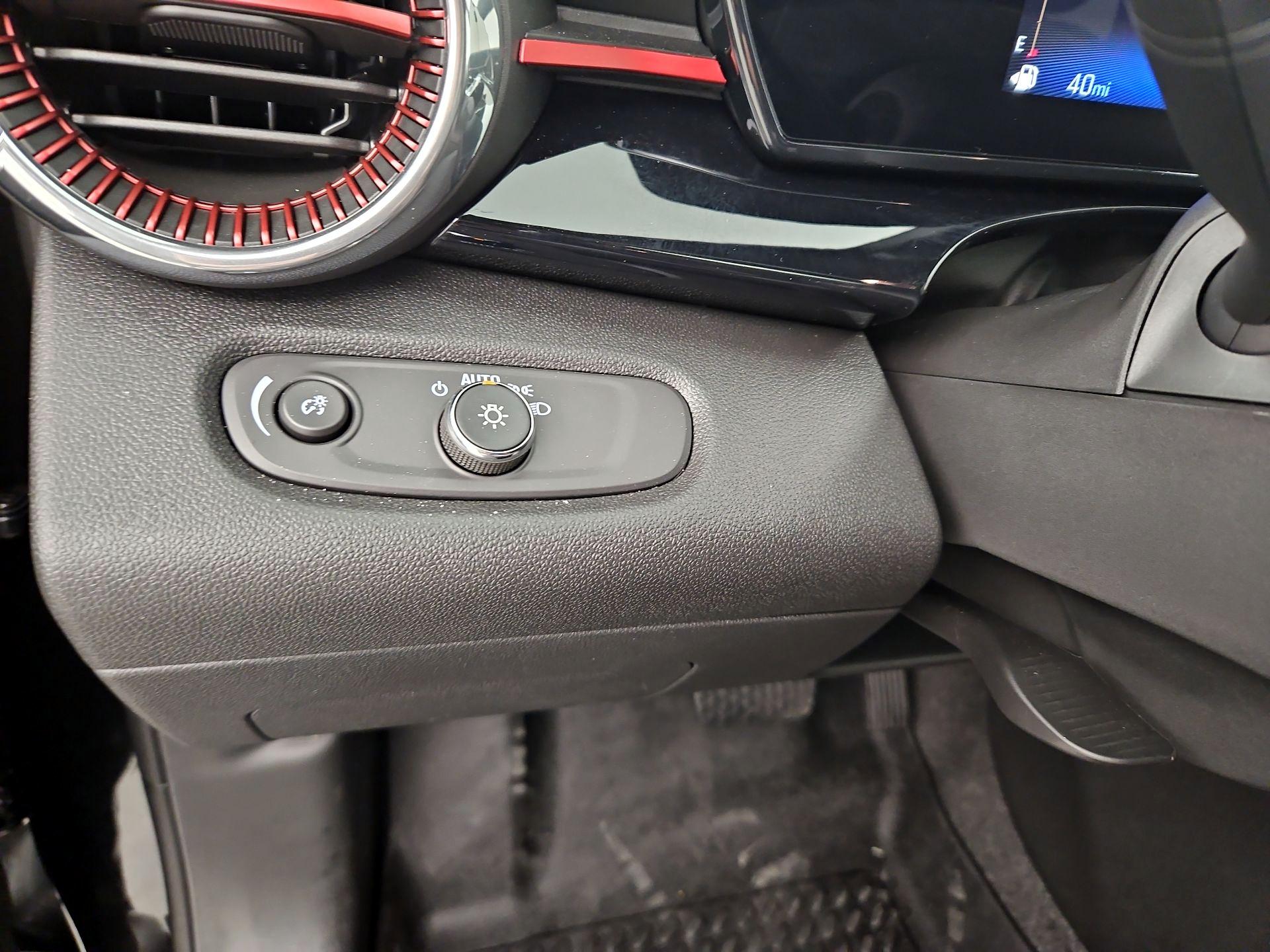 Thumbnail: 2026 Chevrolet Trax - 13