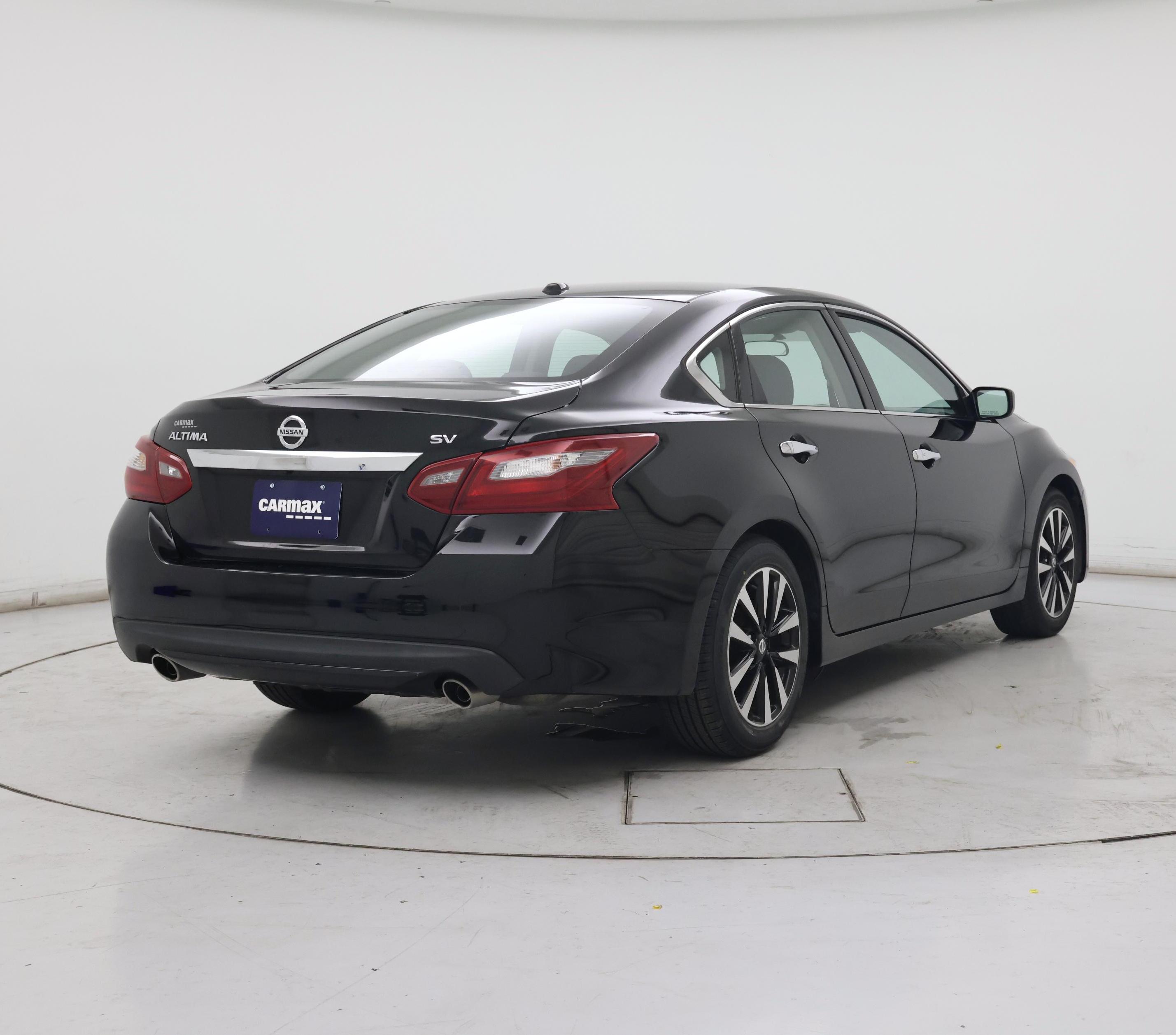 Thumbnail: 2018 Nissan Altima - 8