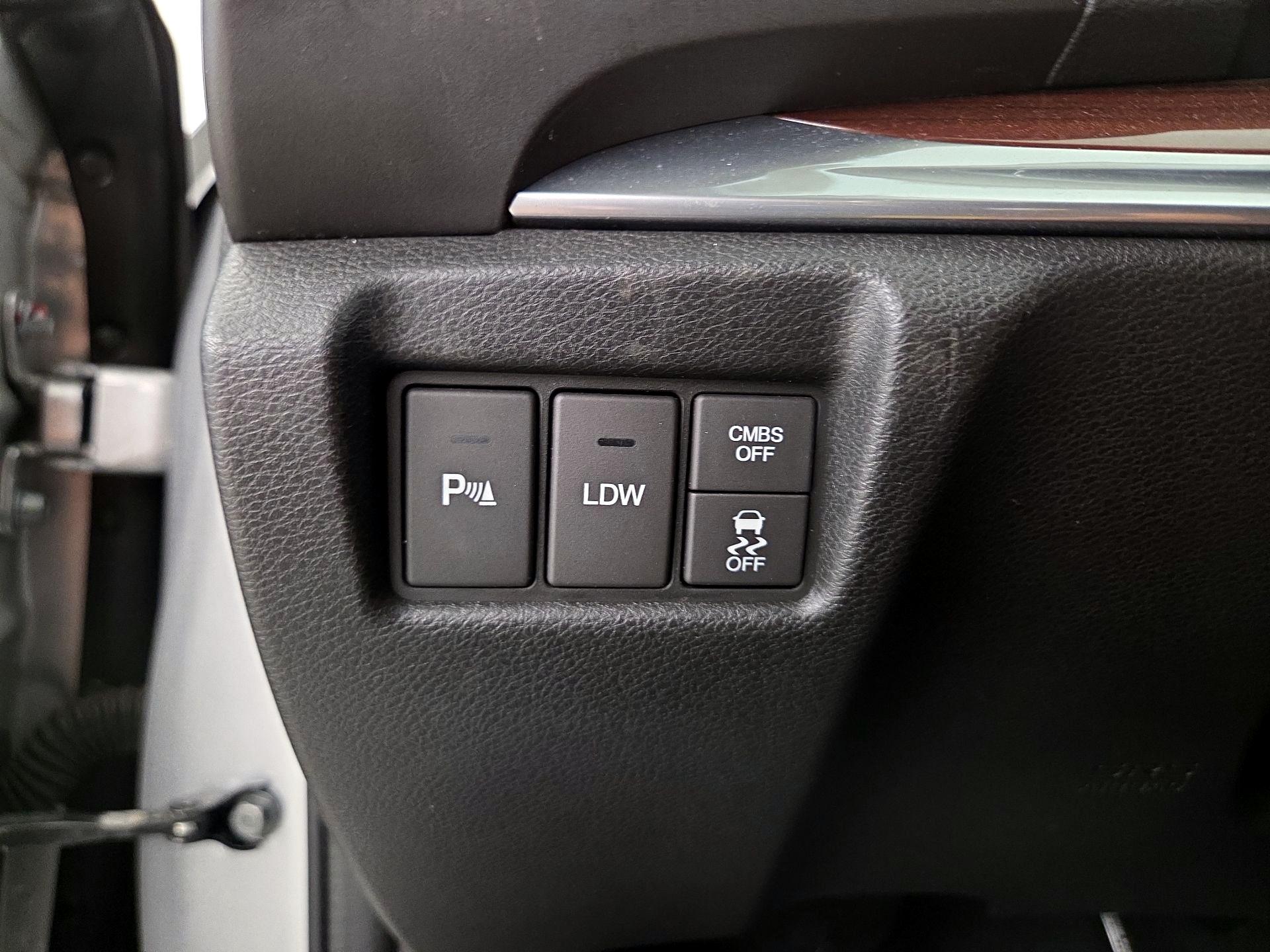 Thumbnail: 2015 Acura MDX - 13