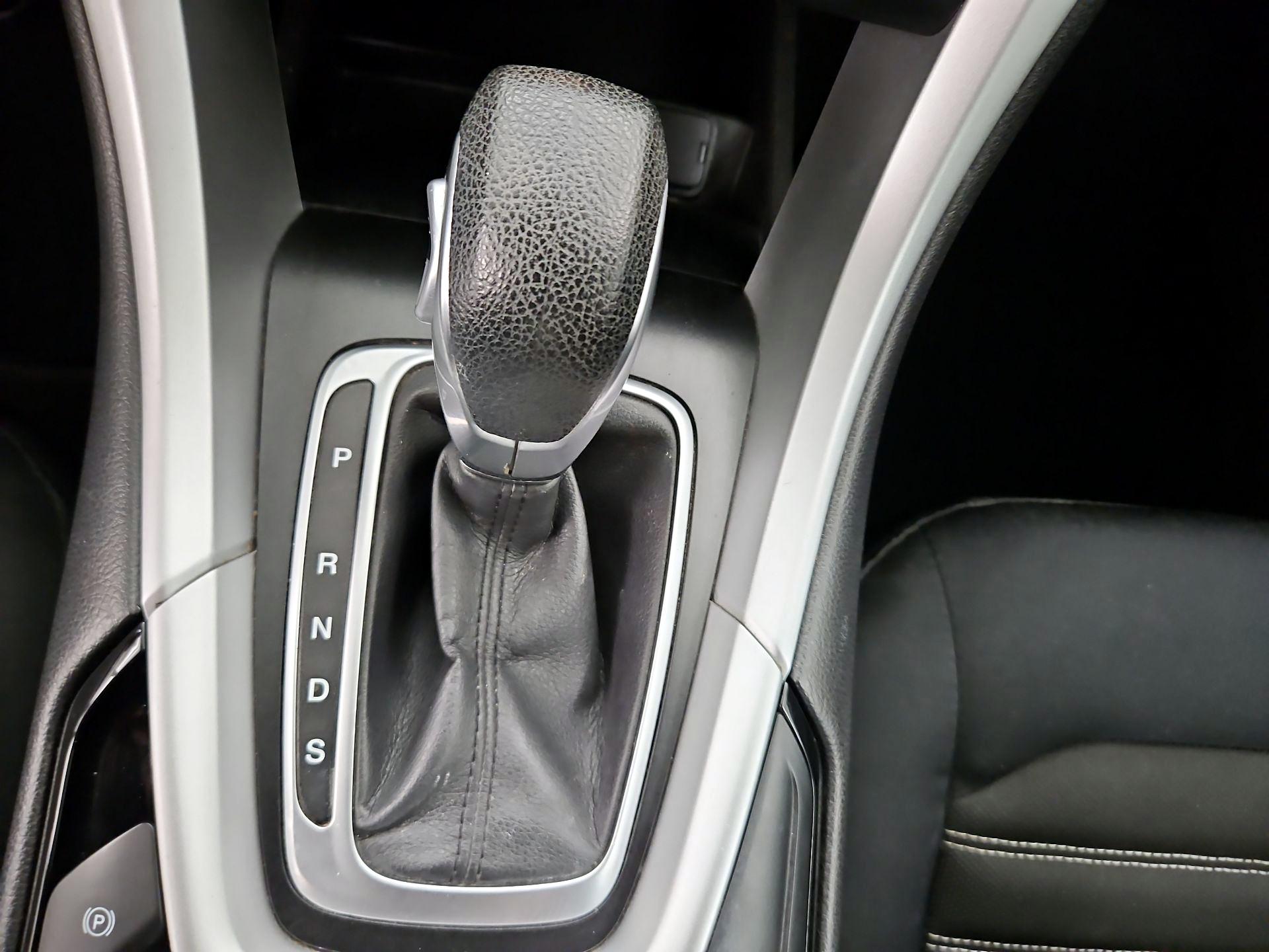 Thumbnail: 2015 Ford Fusion - 17