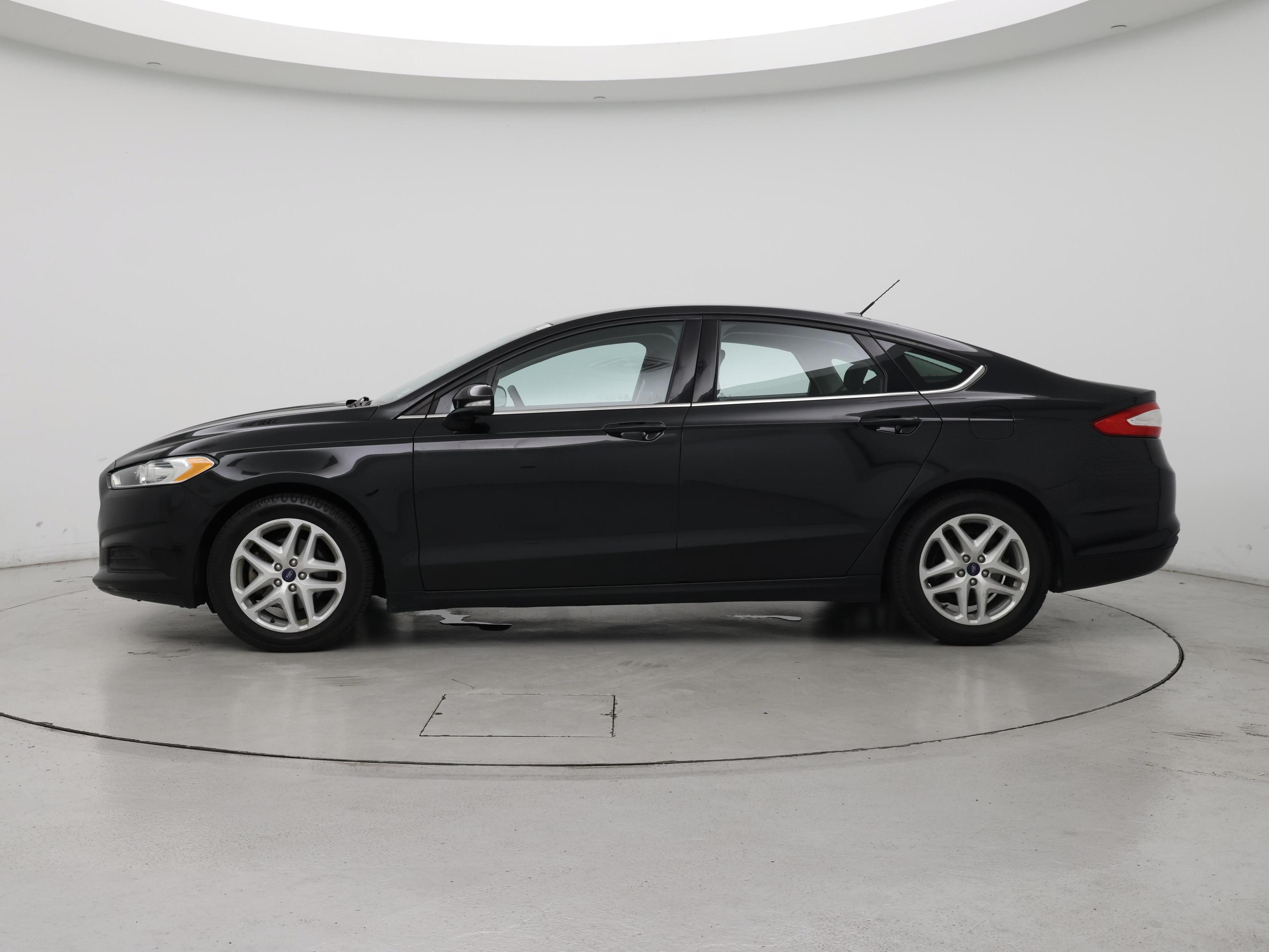 Thumbnail: 2015 Ford Fusion - 3