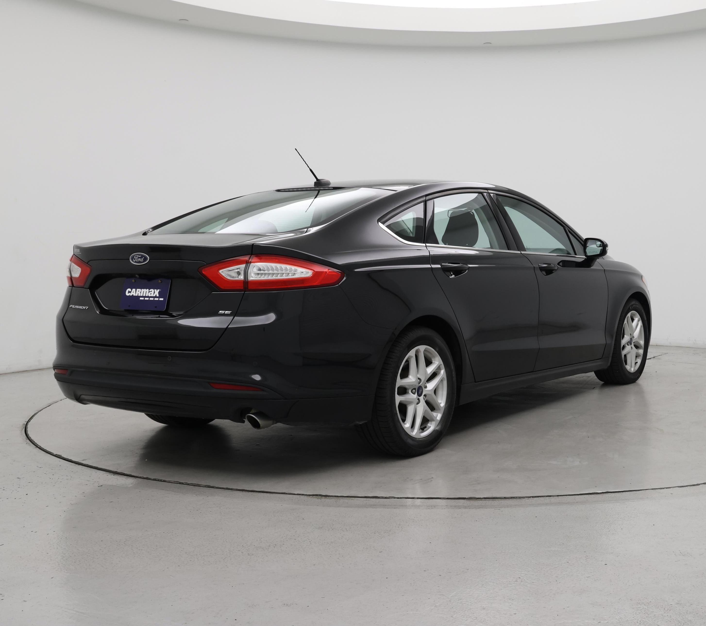 Thumbnail: 2015 Ford Fusion - 8
