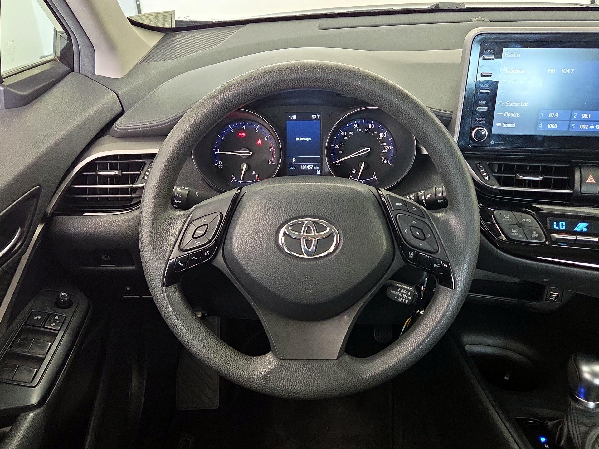Thumbnail: 2021 Toyota C-HR - 10