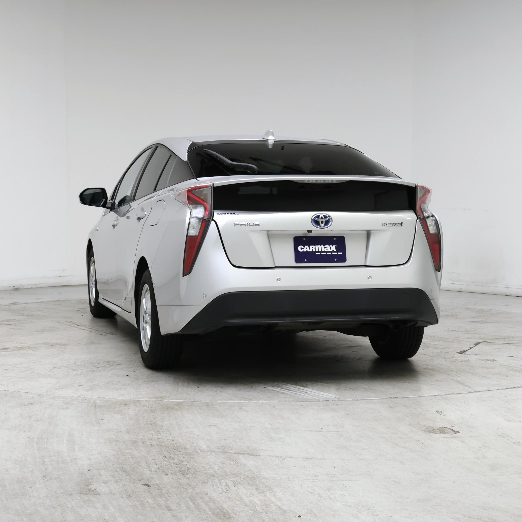 Thumbnail: 2016 Toyota Prius - 6
