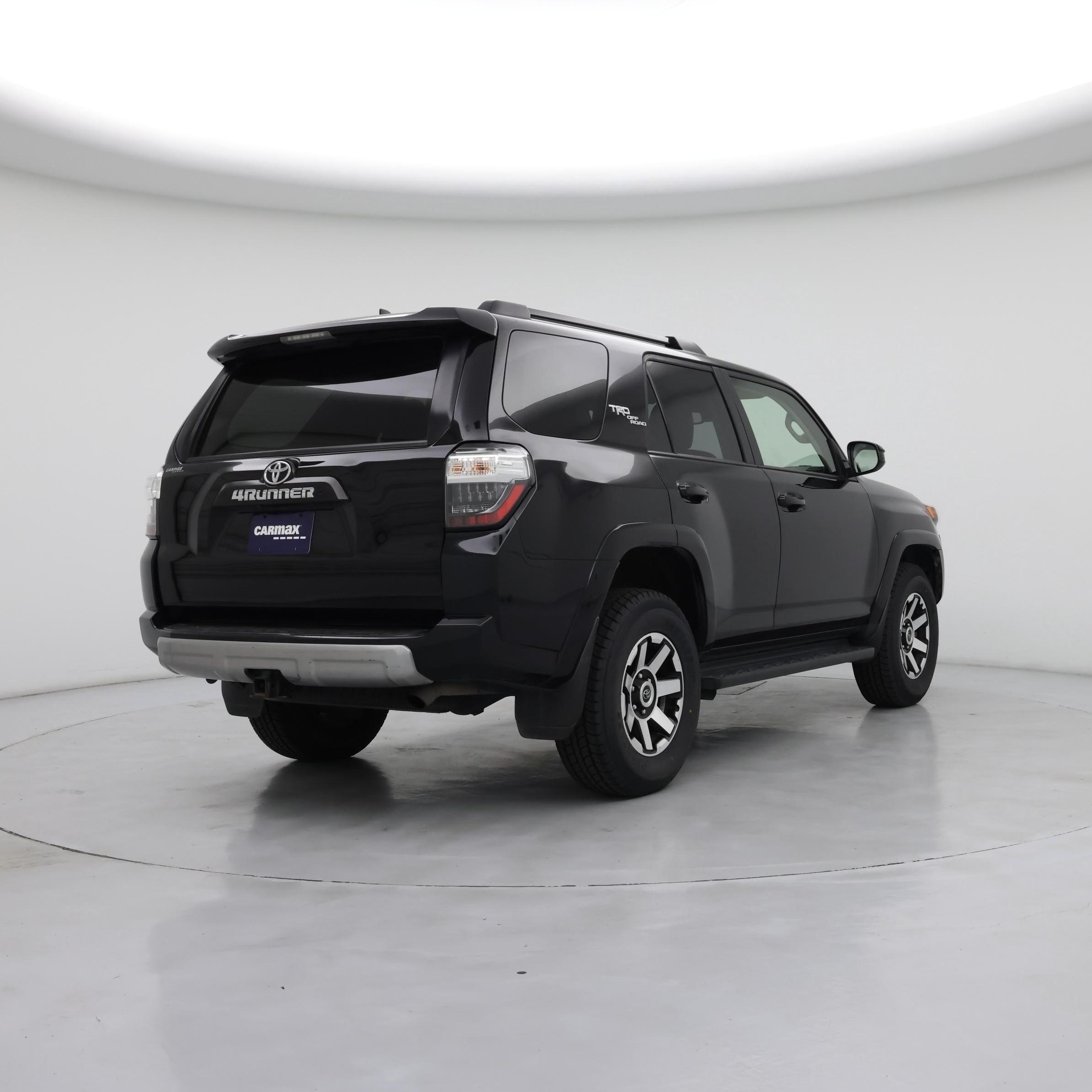 Thumbnail: 2021 Toyota 4Runner - 8