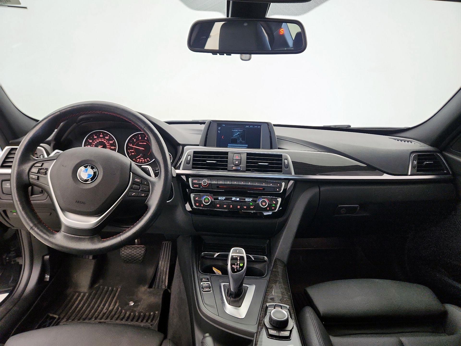 Thumbnail: 2018 BMW 3 Series - 9