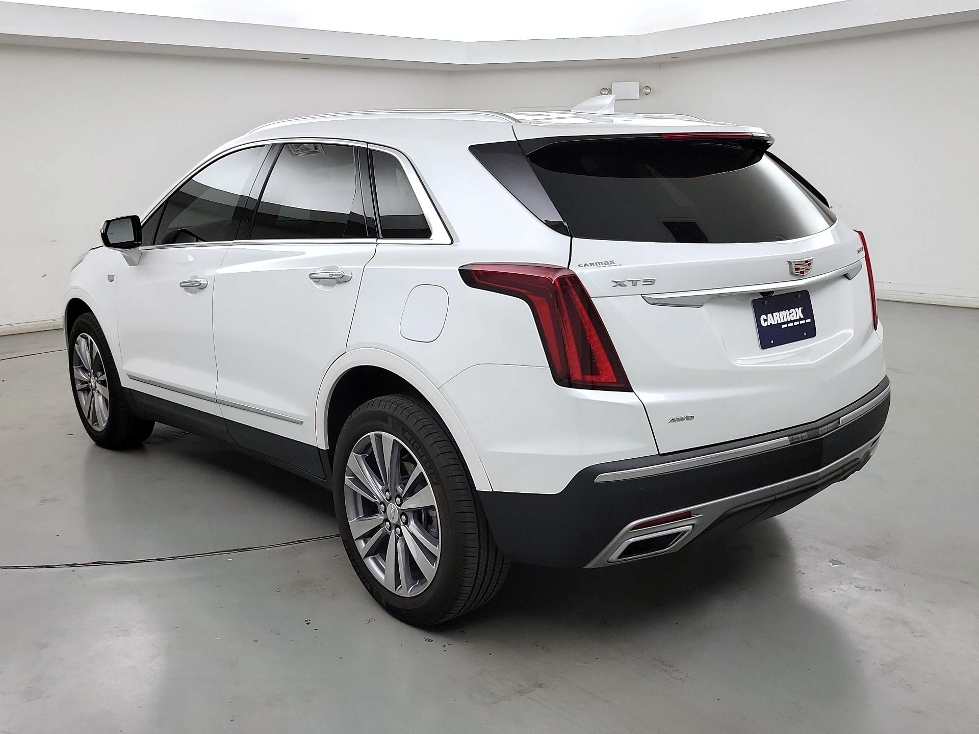 Thumbnail: 2024 Cadillac XT5 - 7