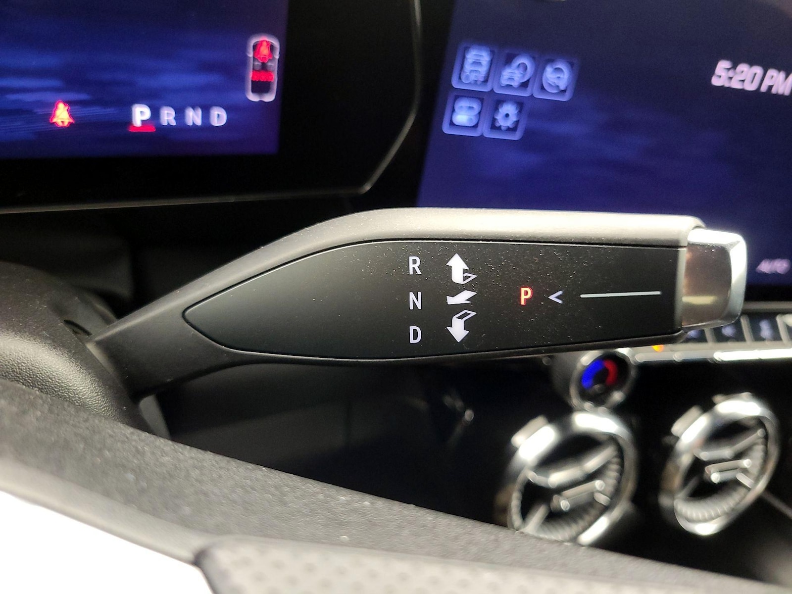 2025 Chevrolet Blazer EV LT - Photo 18